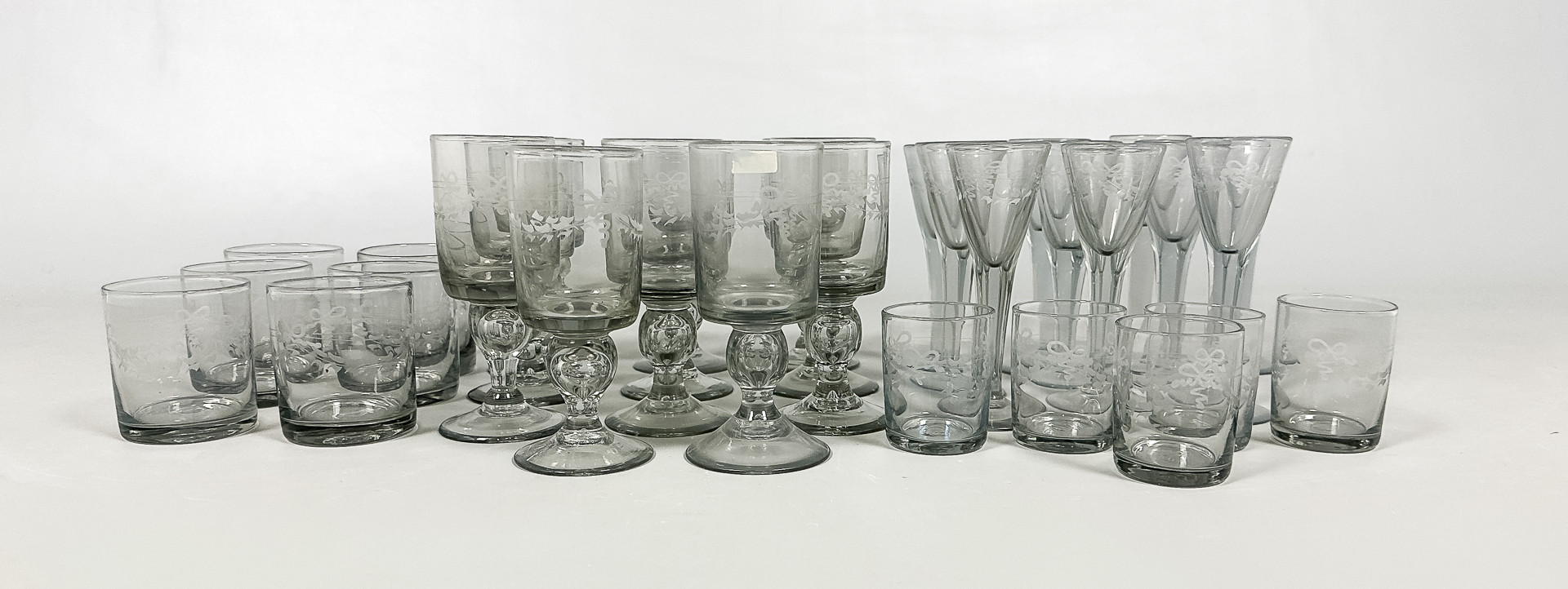 GLASSERVIS, 32 st, "Antik", Reijmyre, 1900-tal.