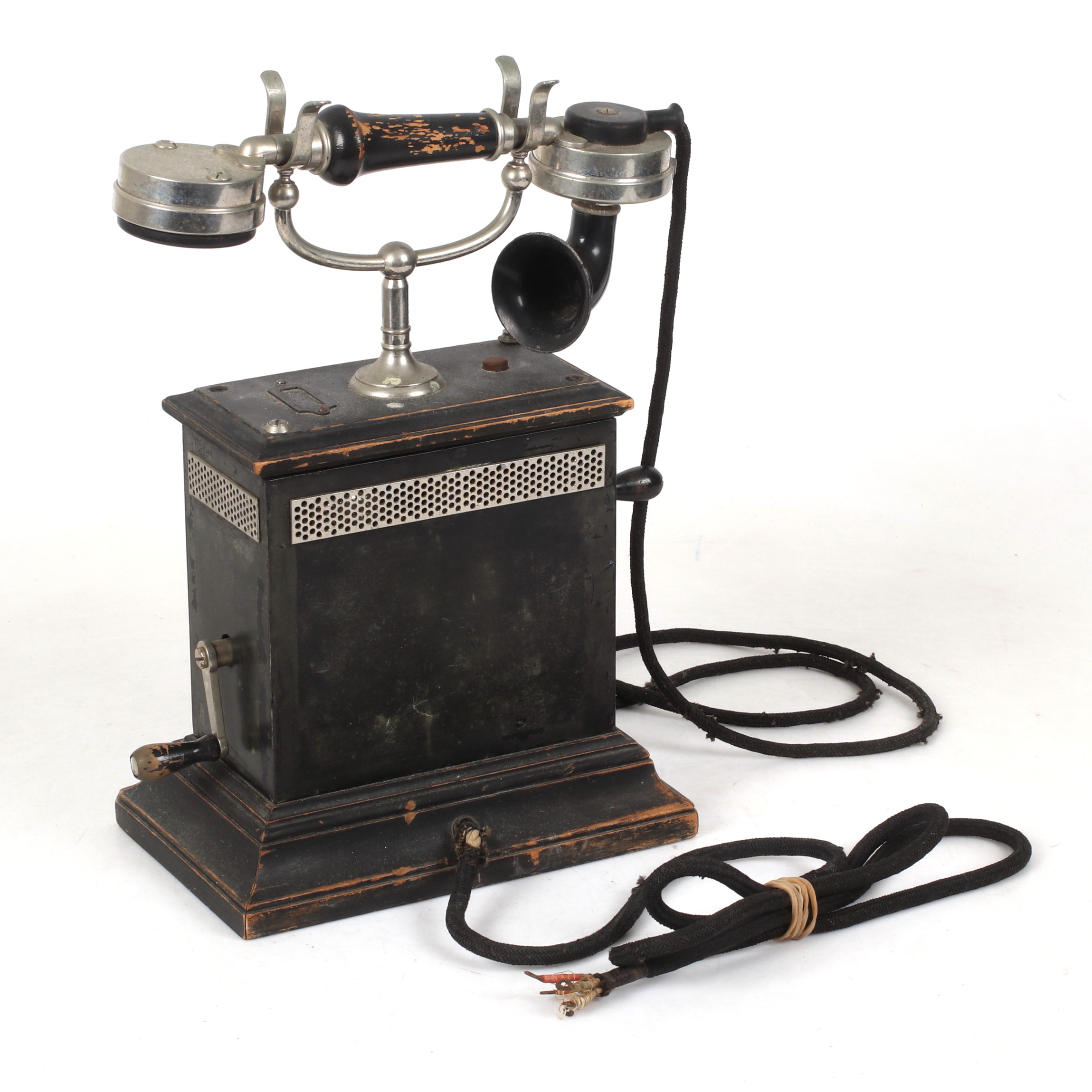 BORDSTELEFON, Telegrafsverkets verkstad, 1900-talets första hälft.