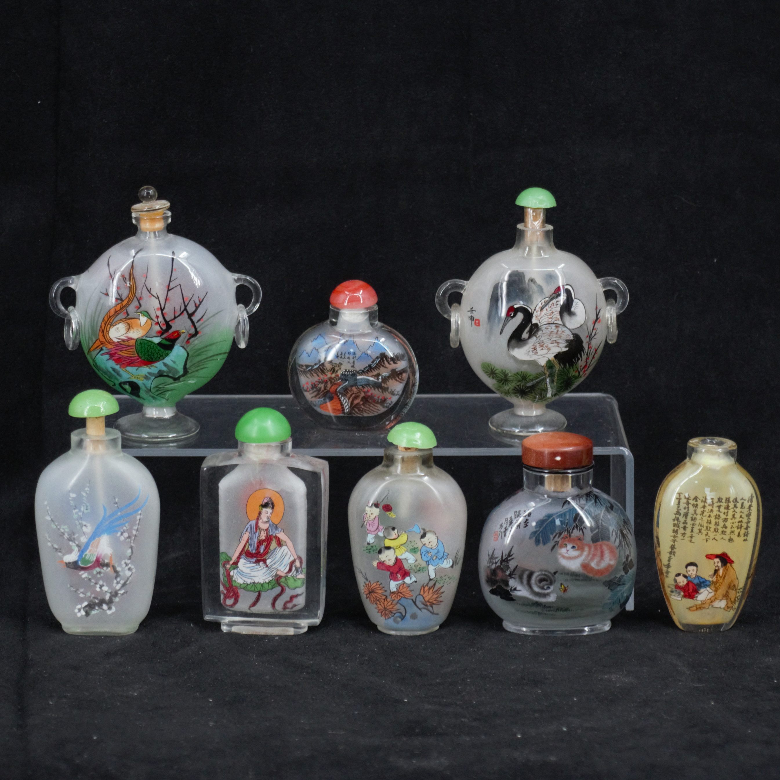PARFYMFLAKONGER, 8 st, bemålat glas, Kina, 1900-tal.