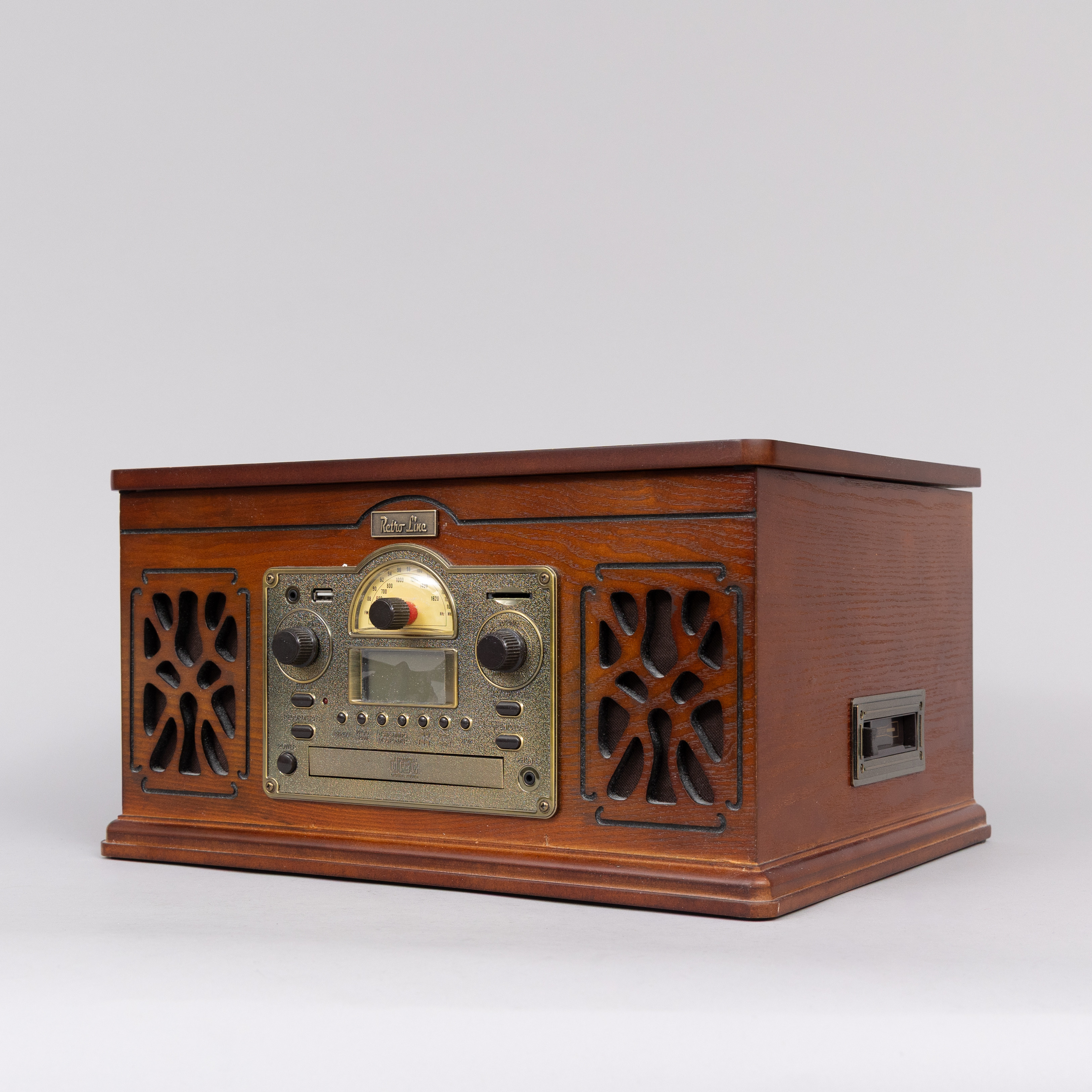 RADIO/SKIVSPELARE OCH DVD. Retro Line.