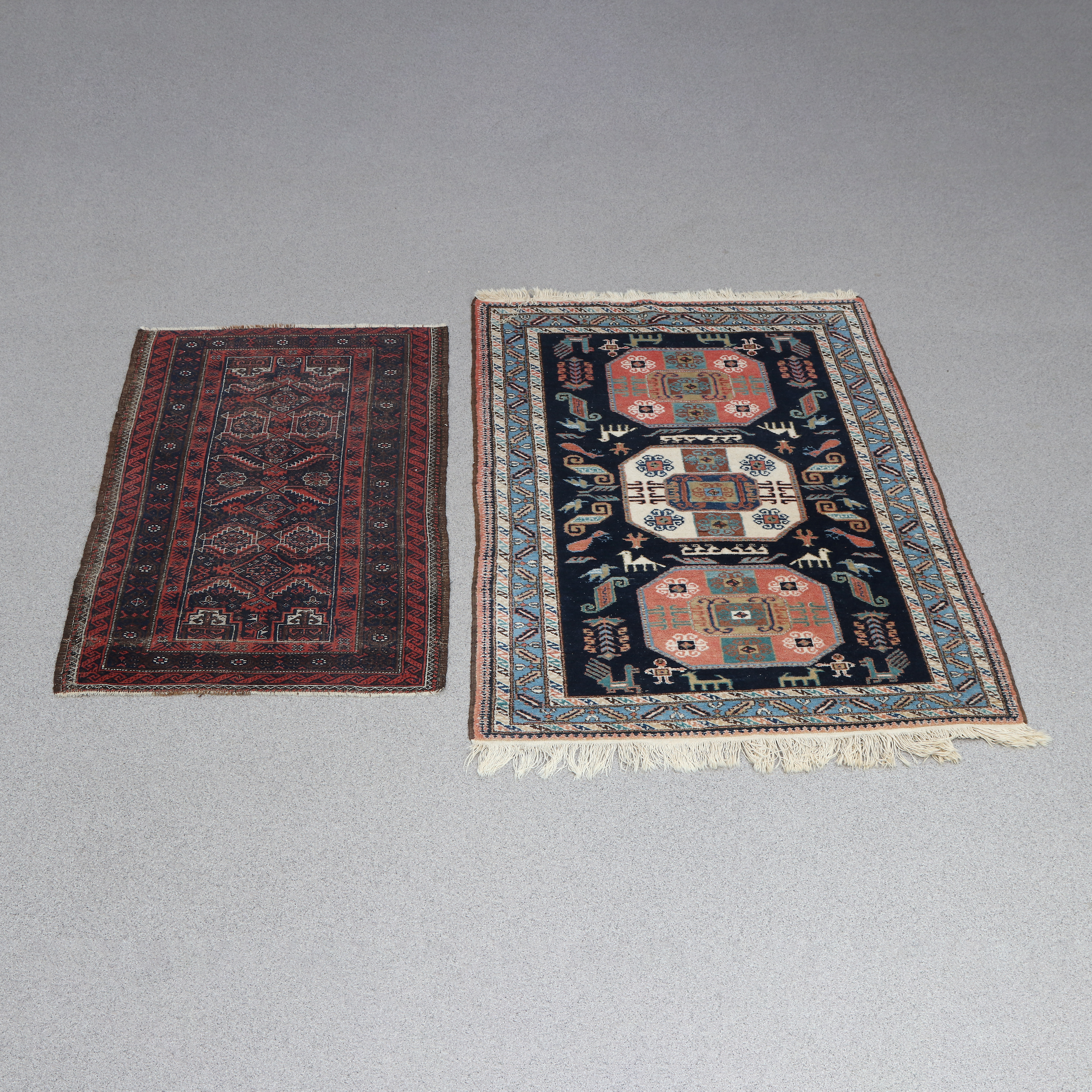 ORIENTALISKA MATTOR, TVÅ ST. Handknutna, ull på ull- resp. bomullsvarp.
