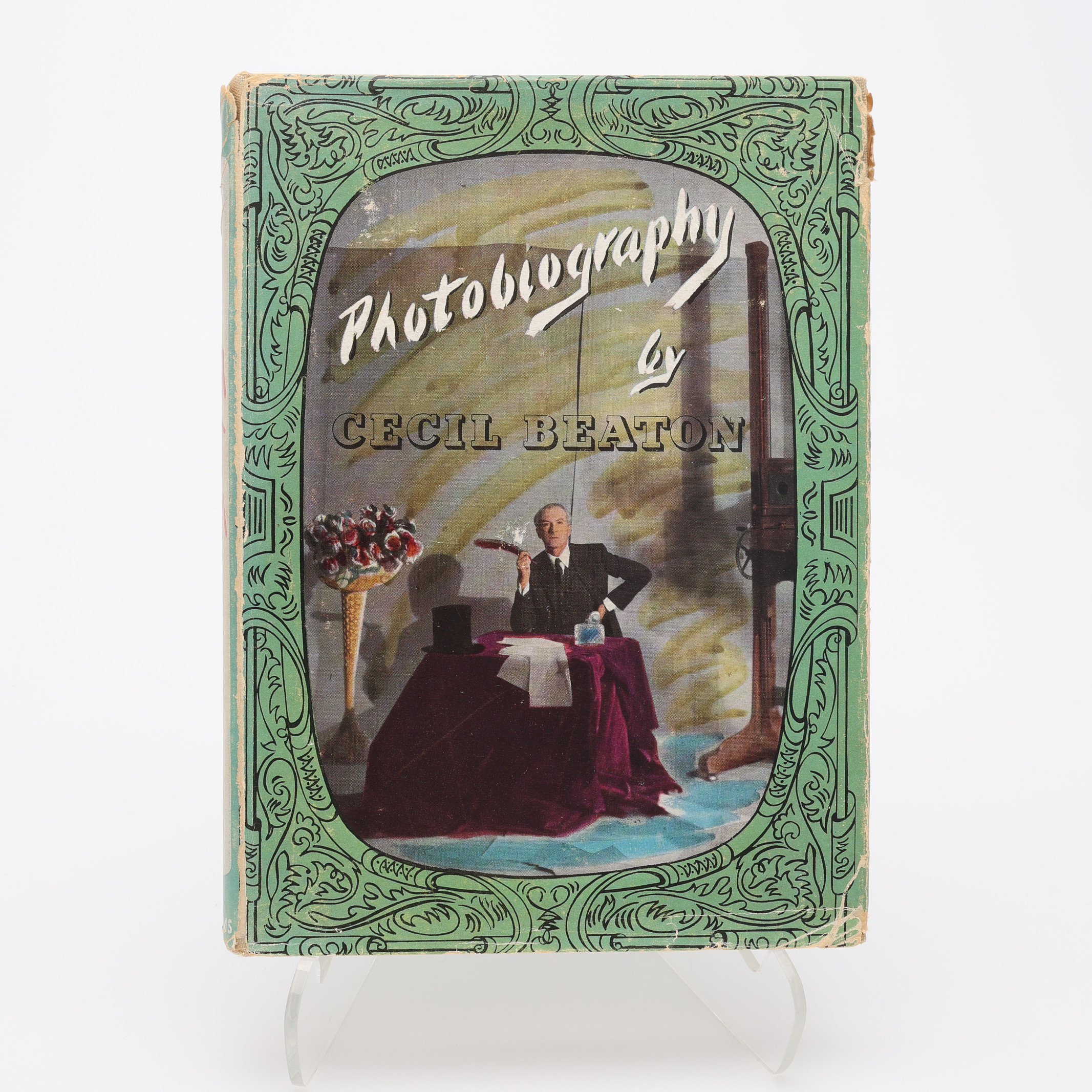 FOTO. DEN BRITTISKE FOTOGRAFEN CECIL BEATONS "PHOTOBIOGRAPHY" I FÖRSTA UPPLAGAN, 1951.