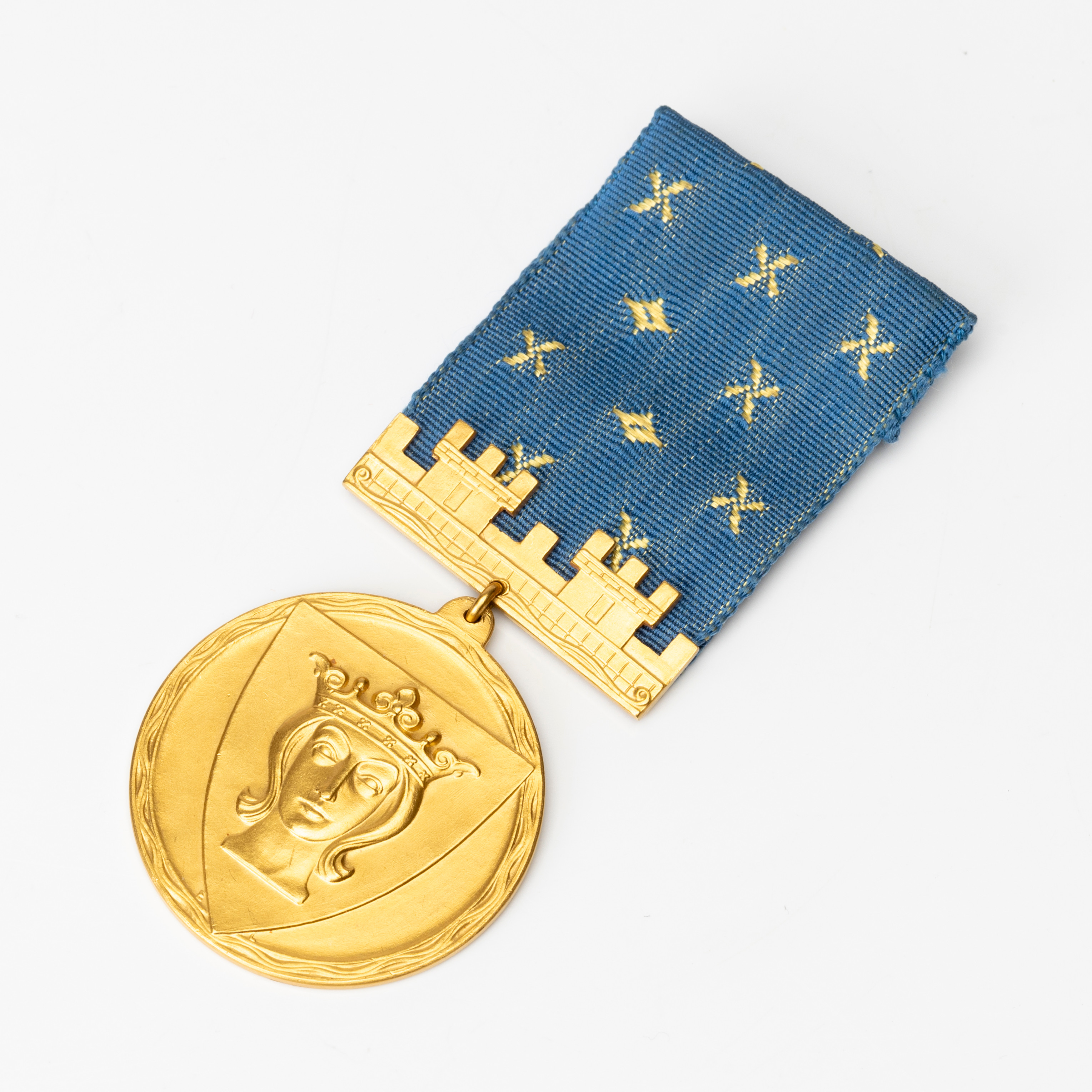 FÖRTJÄNSTMEDALJ, S:t Eriksmedaljen, guld, Stockholm stad, spänne av 18K guld, MJV, 1953.