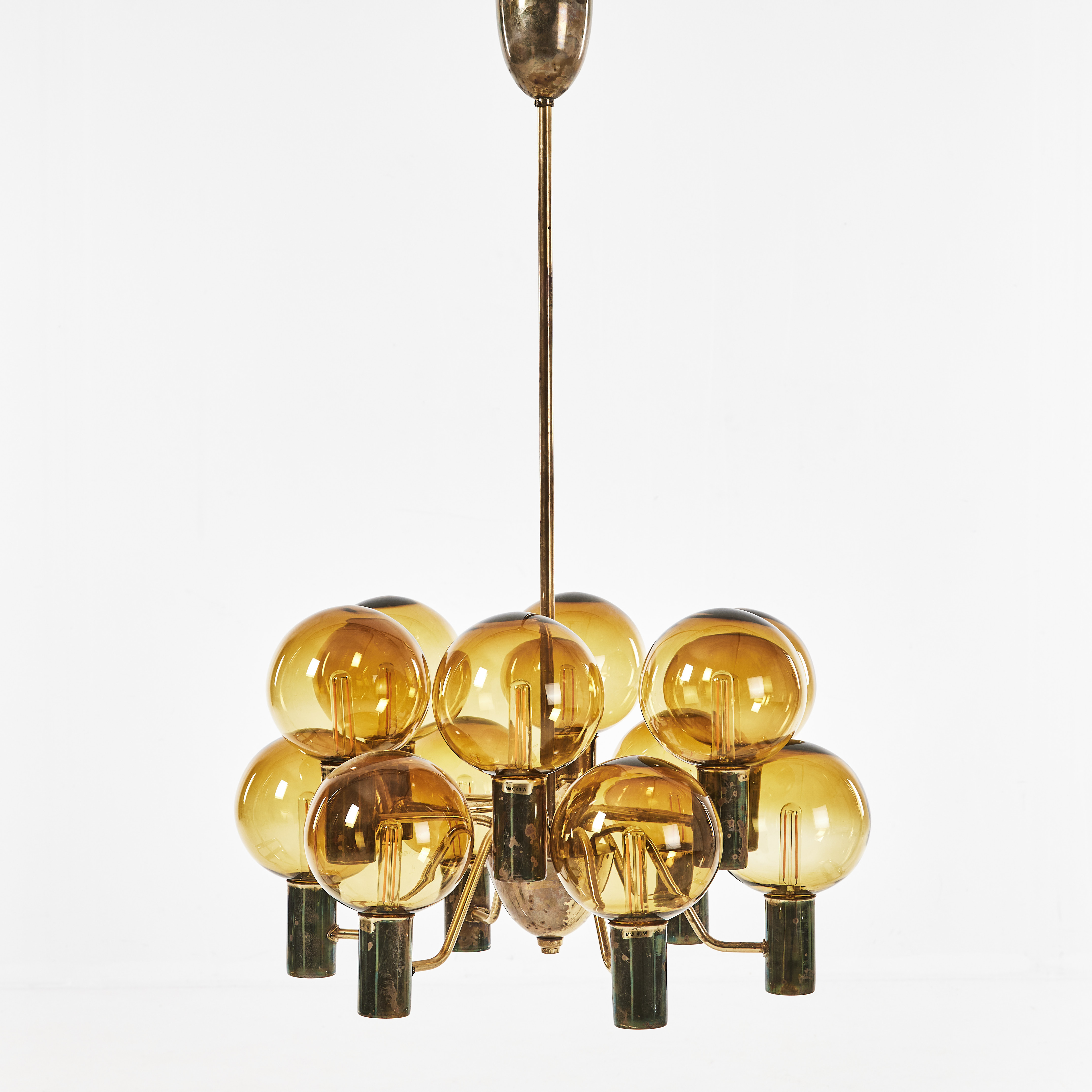 HANS-AGNE JAKOBSSON. Taklampa," Patricia", modell T372, Etikettmärkt Hans-Agne Jakobsson AB, Markaryd.