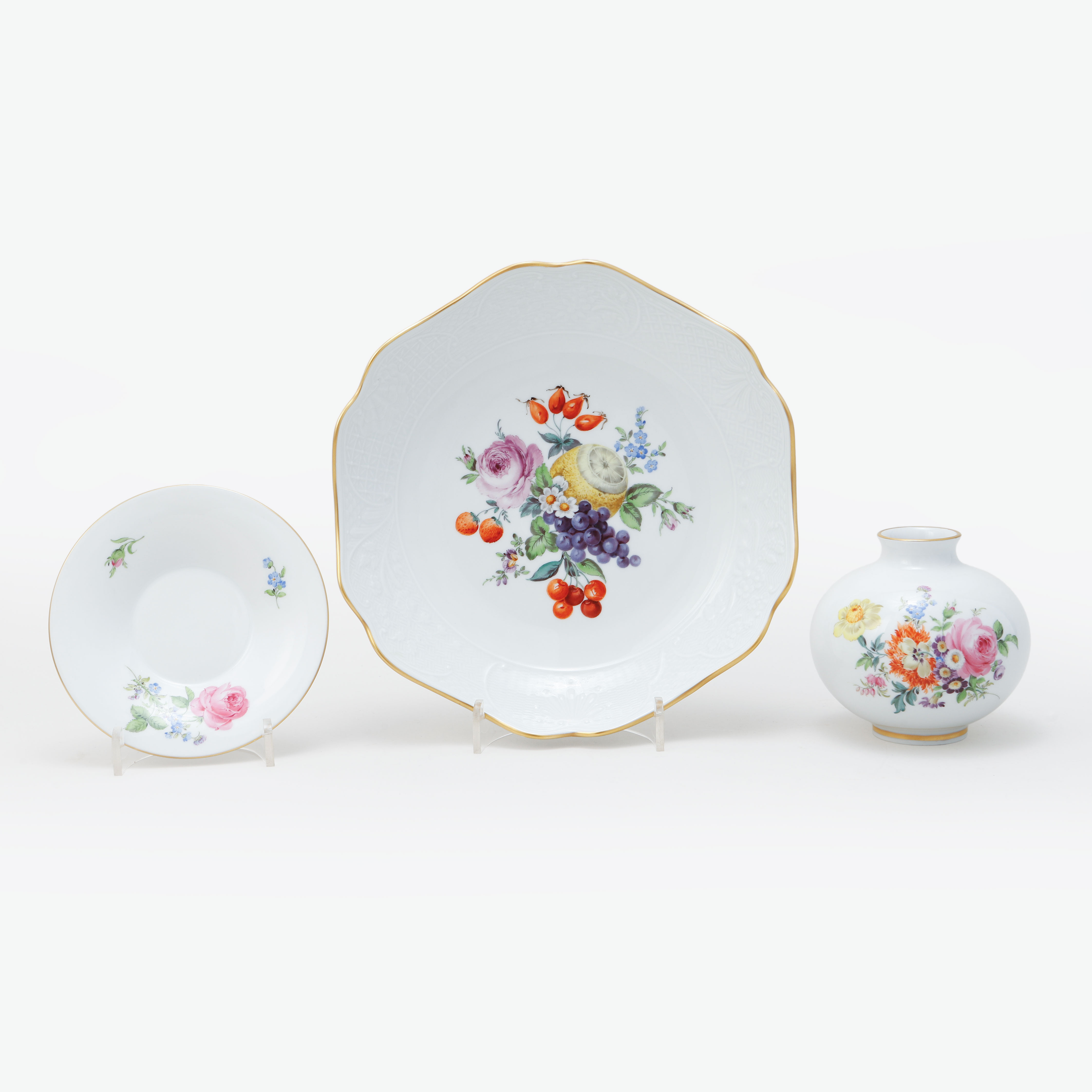 SKÅL, FAT samt VAS, porslin, Meissen, 1900-talets mitt.