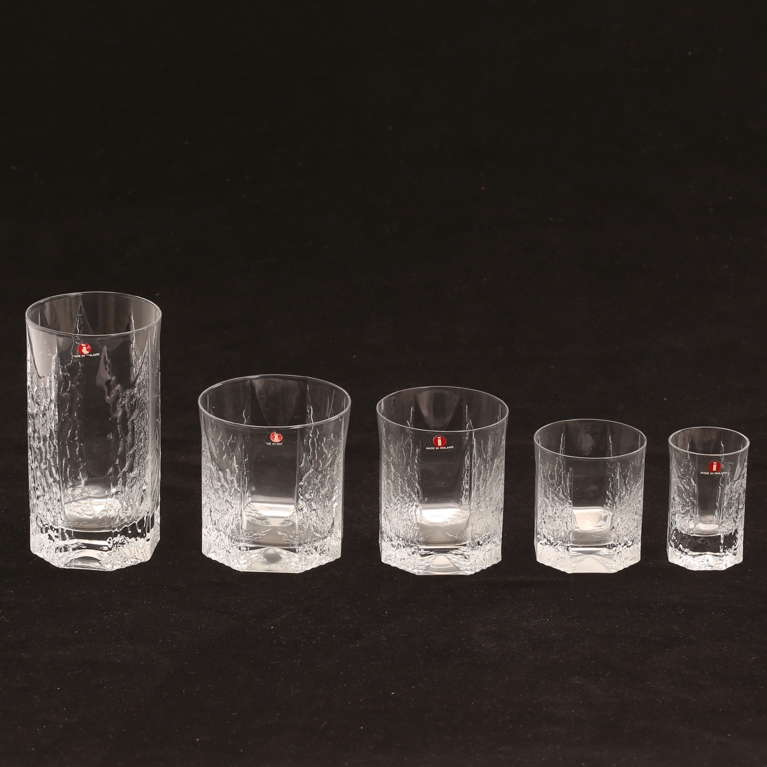 TIMO SARPANEVA. Glasservis, 36 delar, "Kalinka", Iittala.