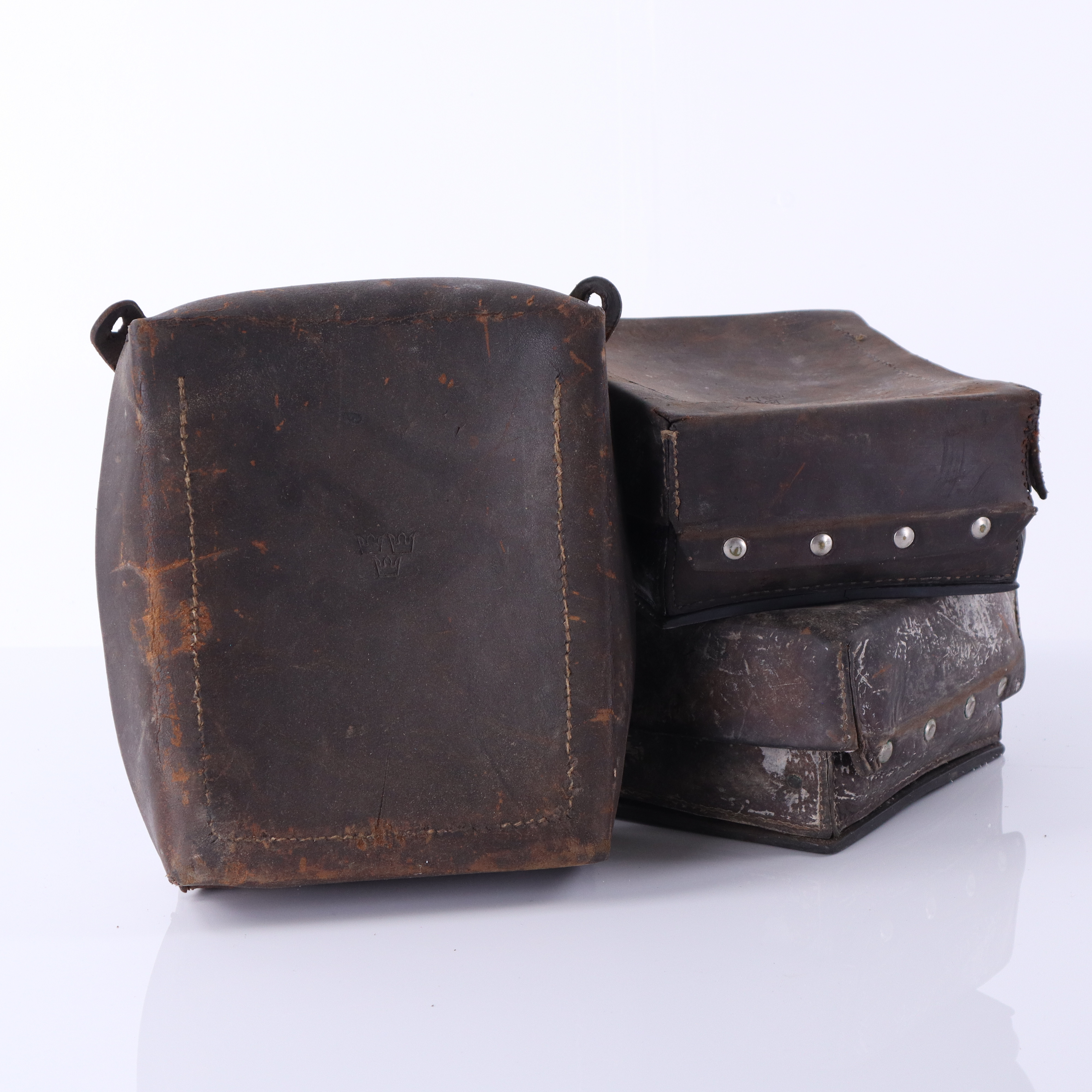 TANKVÄSKOR, svenska armén, 3 st, läder, 1950/60-tal, Sverige.