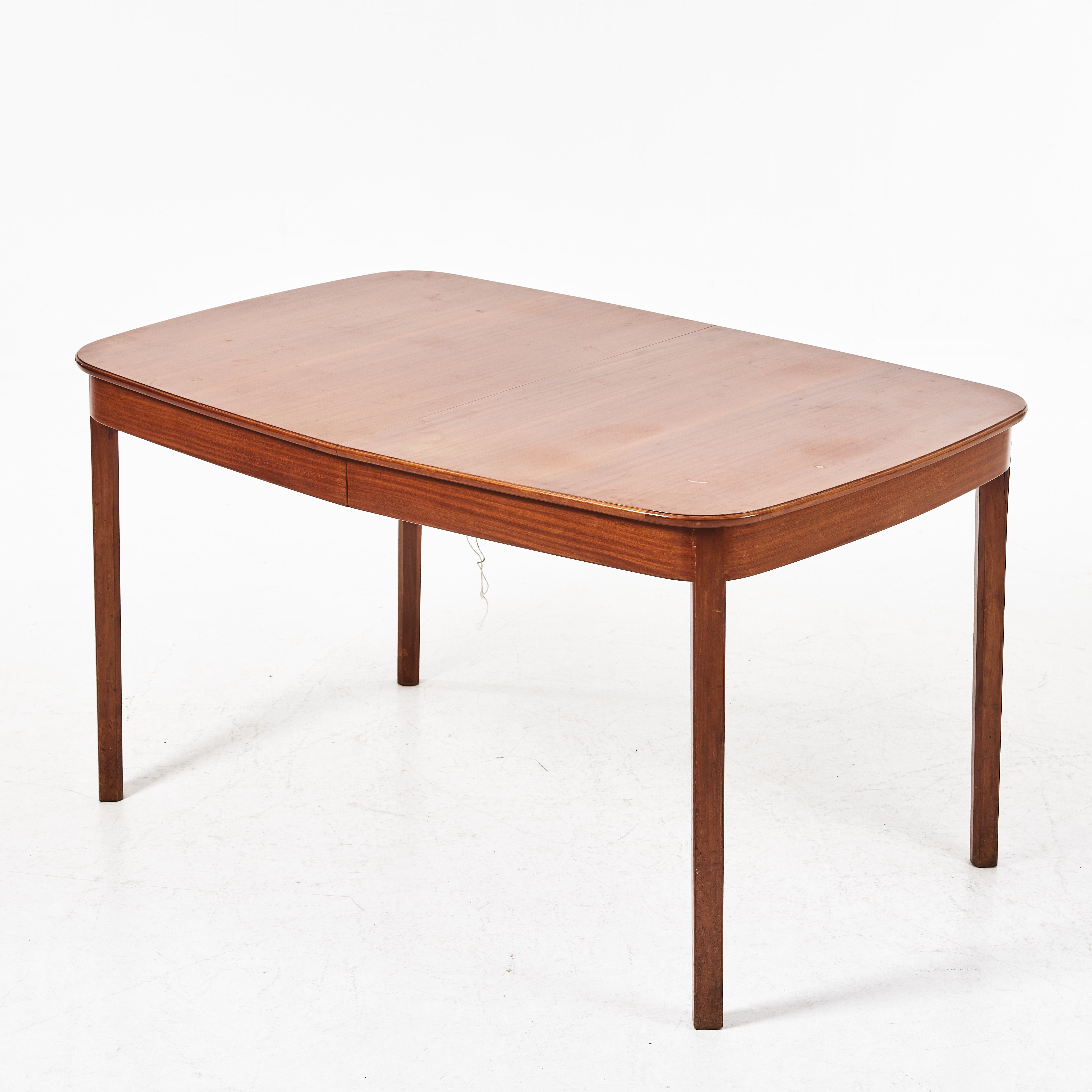 MATBORD, teak, med fyra iläggskivor, 1900-talets andra hälft.