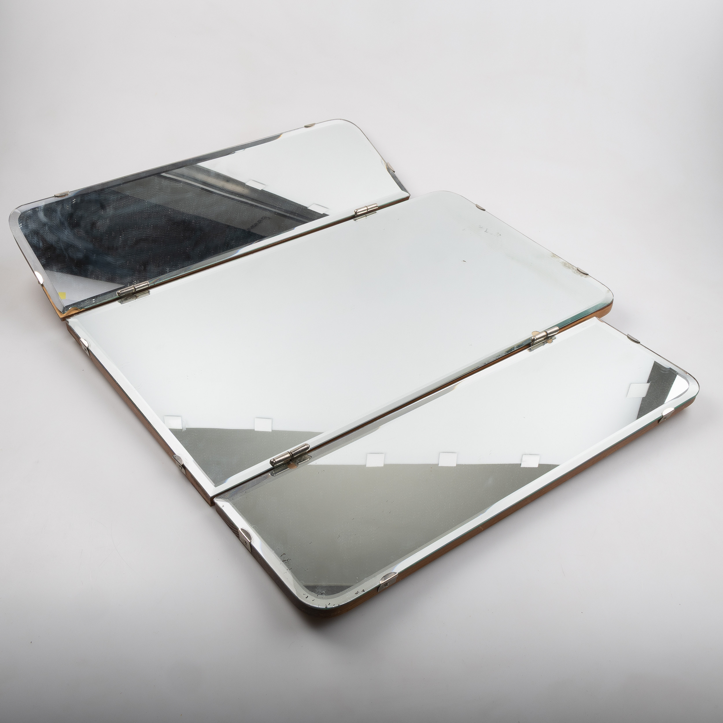 VÄGGSPEGEL, 3-delad, omkring 1900-talets mitt.