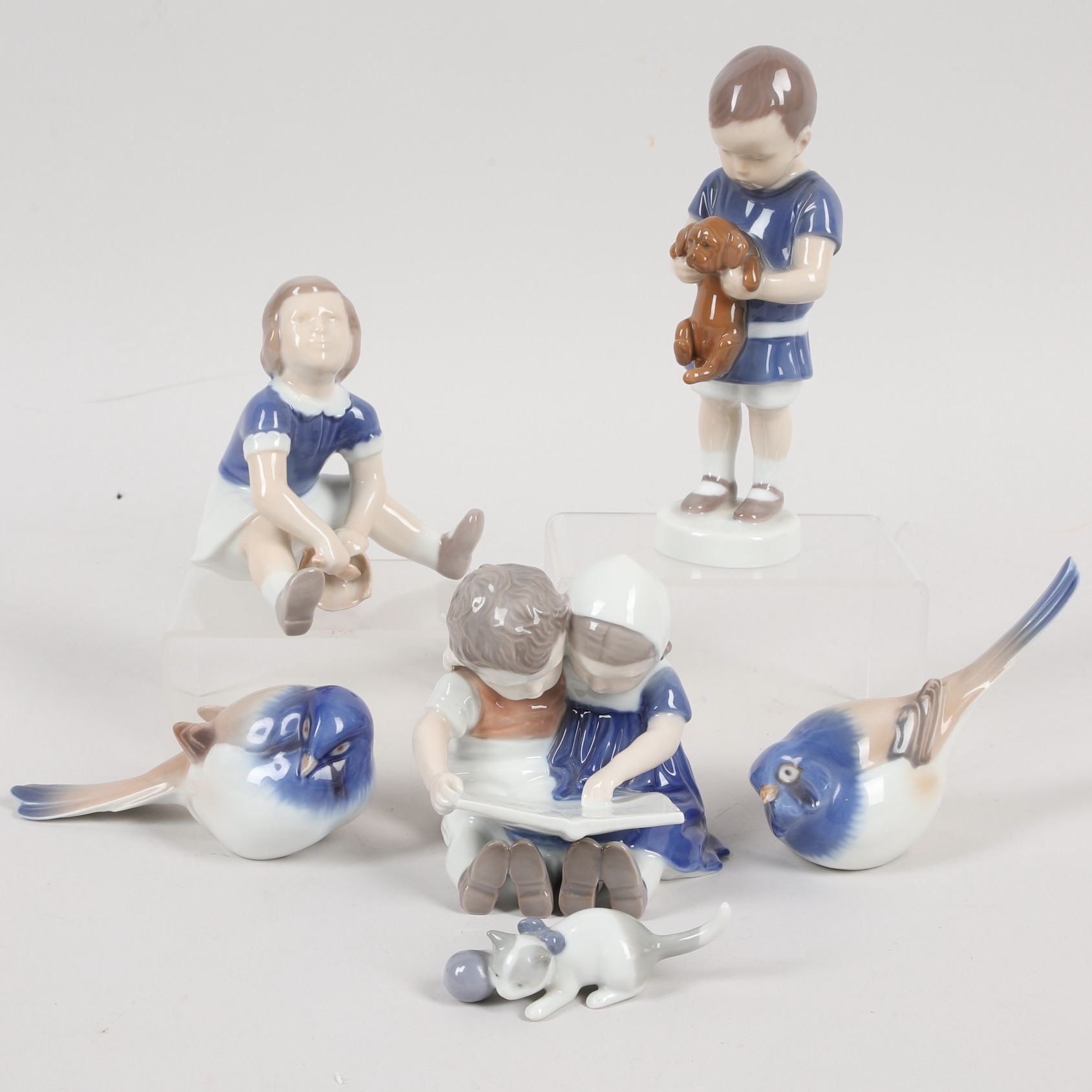 FIGURINER, 6 st, porslin, Metzler & Ortloff, Bing & Gröndahl, Tyskland och Danmark.