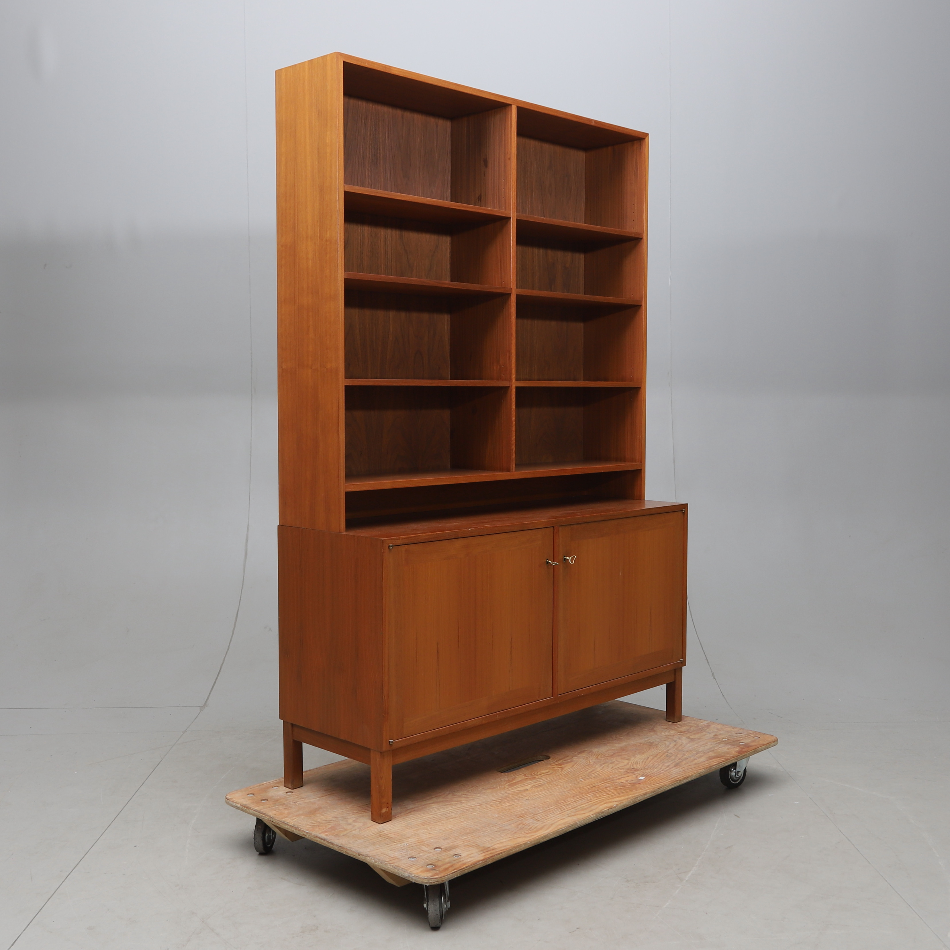 BOKHYLLA-/SKÅP, teak, Wirserums Nya Möbelfabrik, Sverige, 1960-tal.