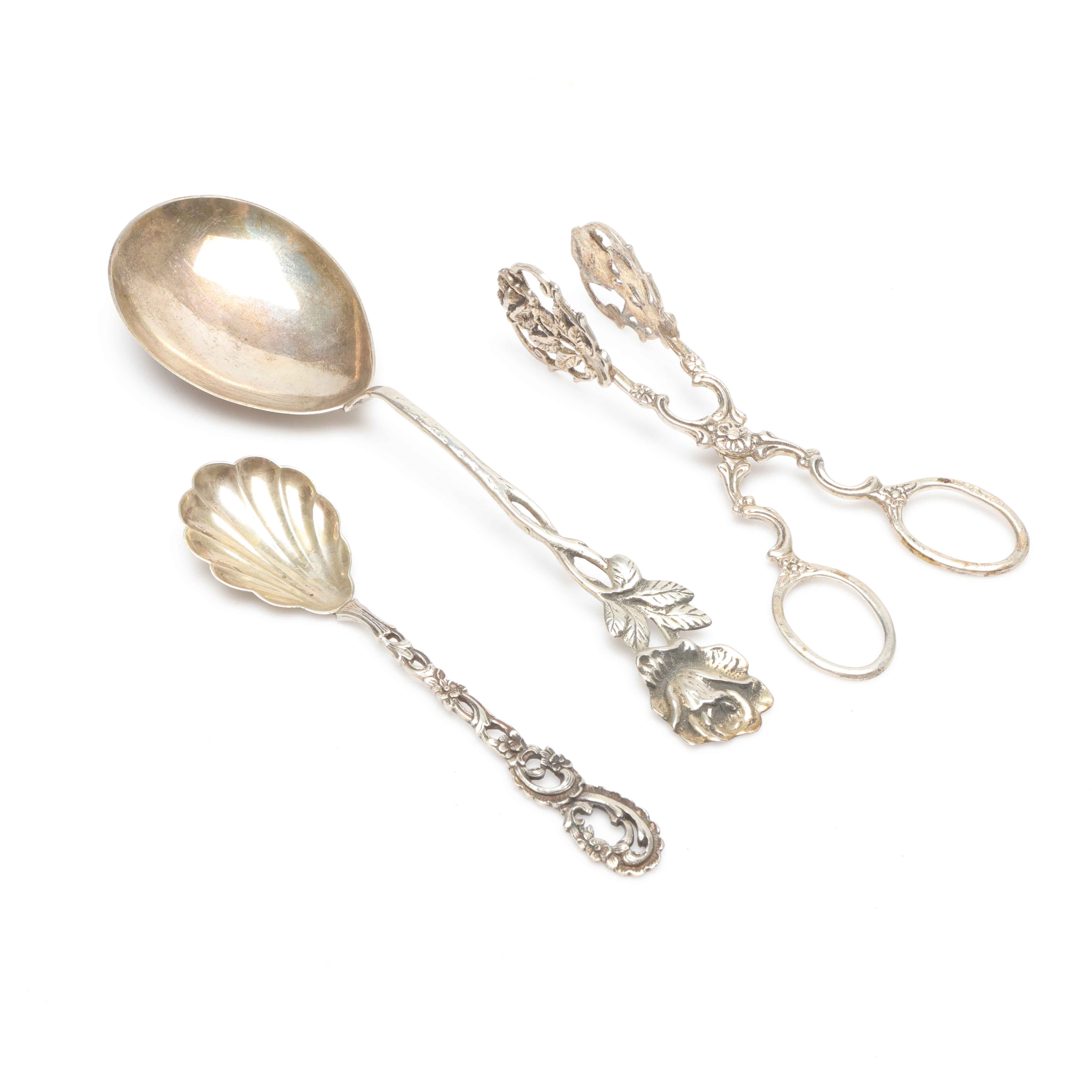 SKEDAR samt KAKTÅNG, silver, vikt ca 72 gram.