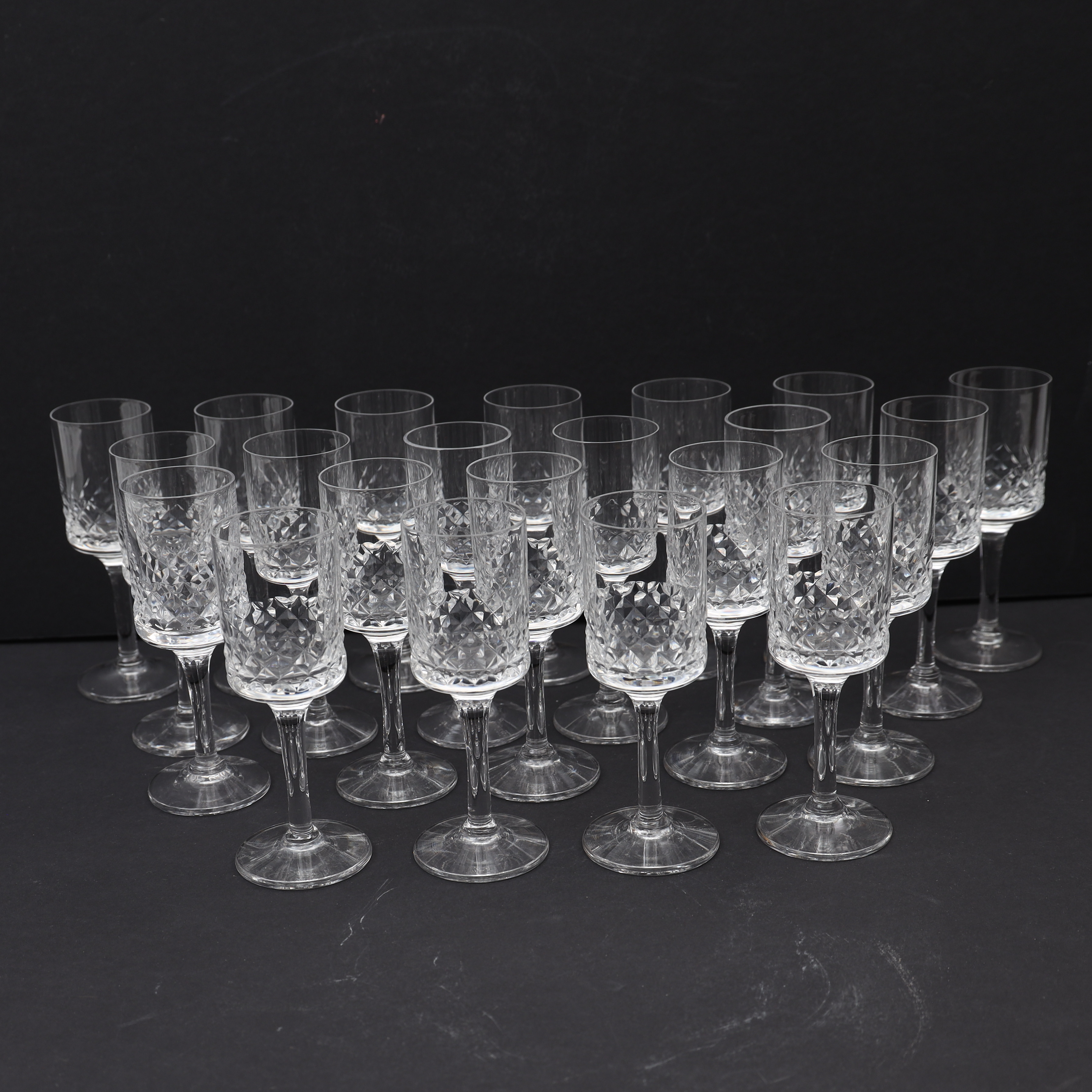 STARKVINSGLAS 22st, Skruf, slipad kristall.