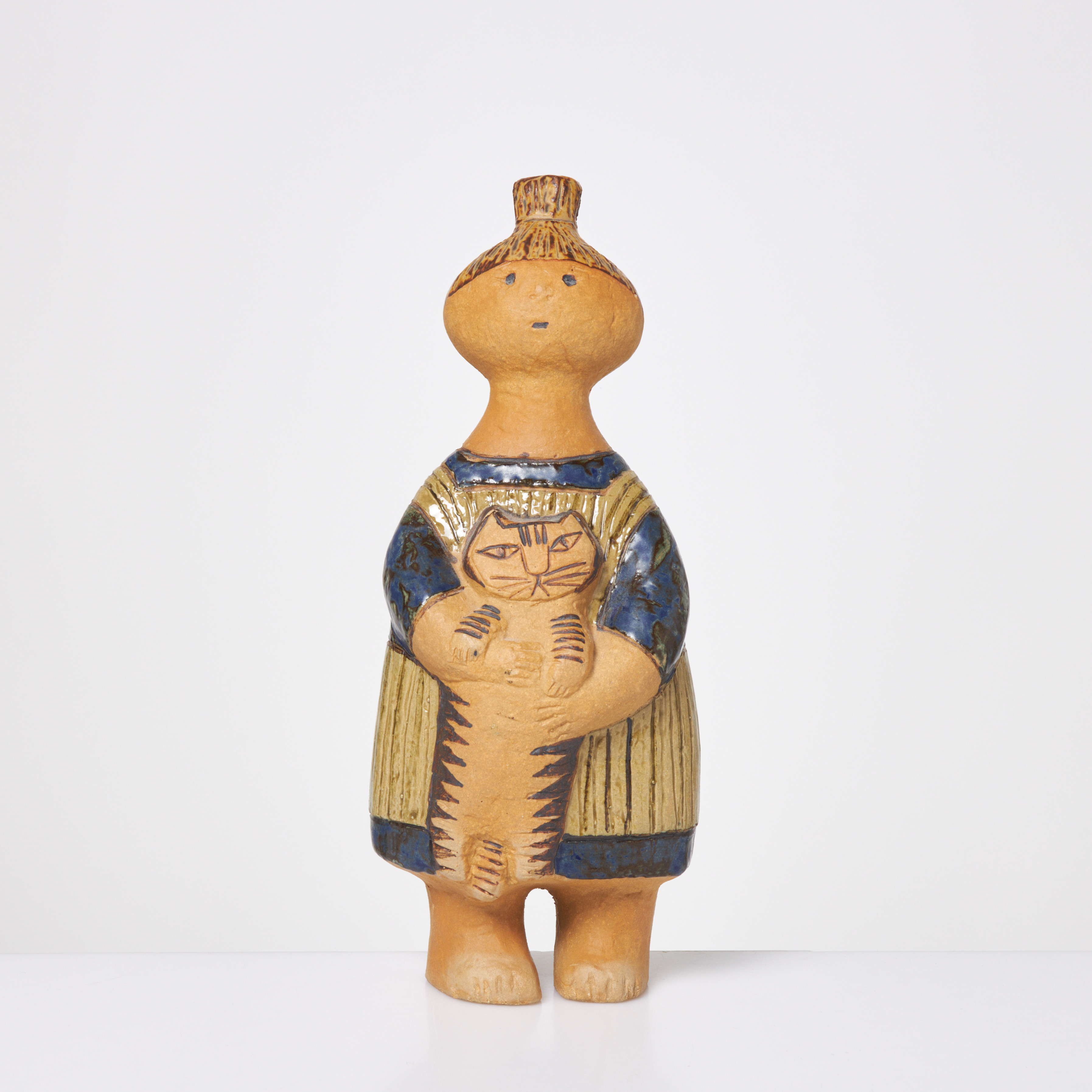 LISA LARSON. "Stina med katt", Gustavsberg, delvist glaserat stengods, i produktion 1958-67.