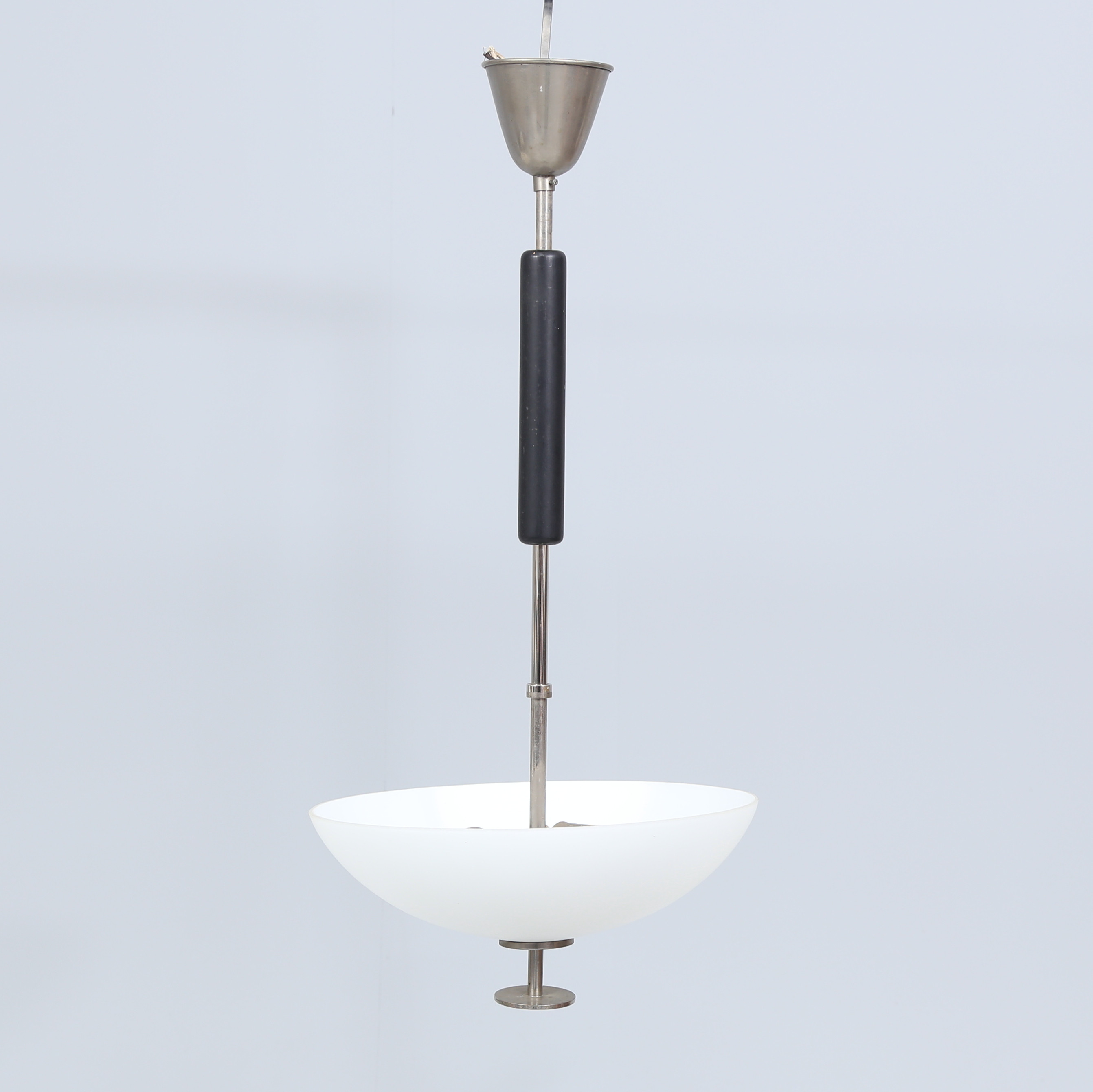 TAKLAMPA, art deco, krom och betsad trä, 1920/30-tal.