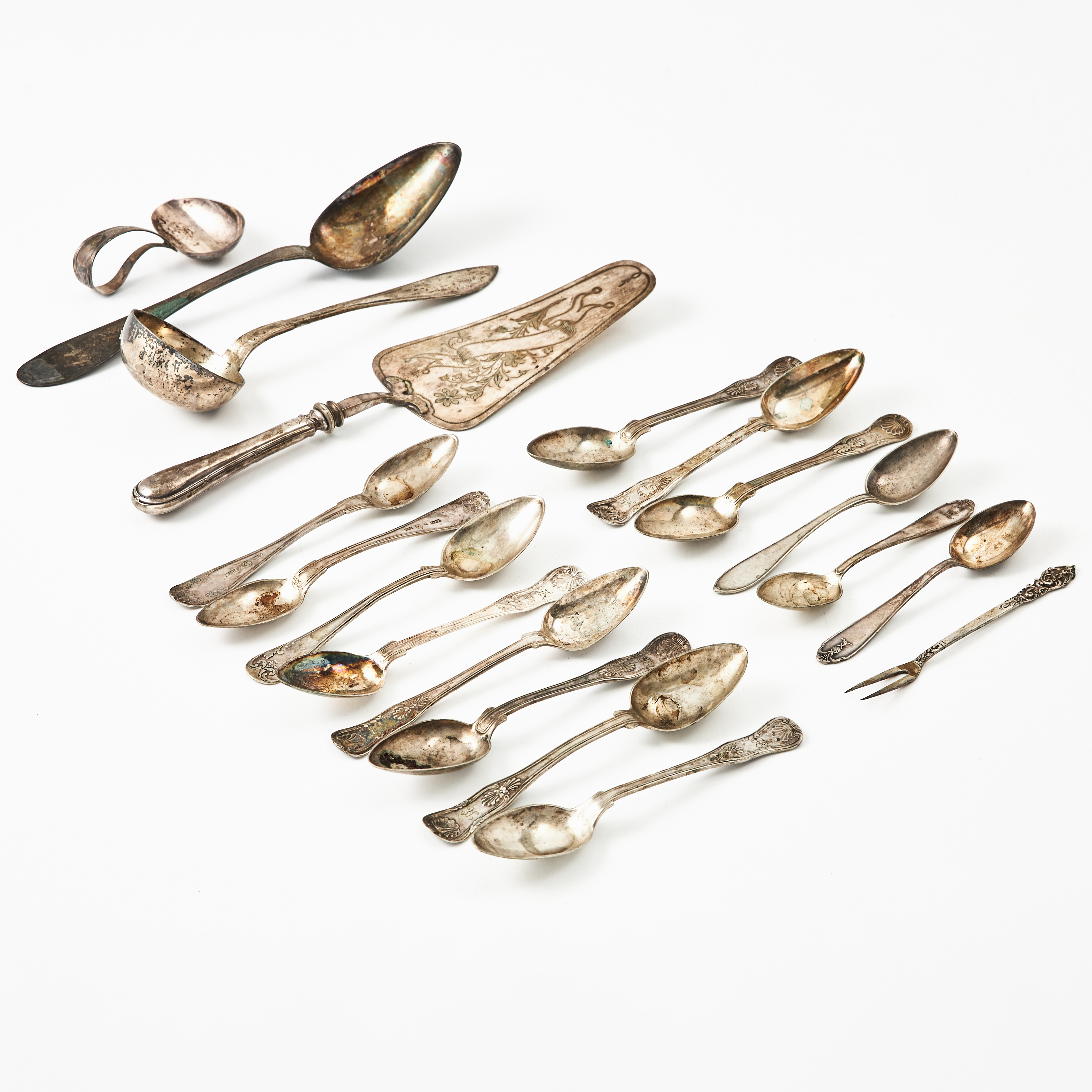 SAMLING BESTICK, silver, tårtspade, skedar, medicinsked, såsslev, sillgaffel.