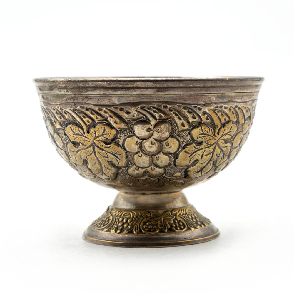 SKÅL PÅ FOT/ CHAMPAGNEKYLARE, Nysilver, Dekor av druvklasar och löv, Art deco.