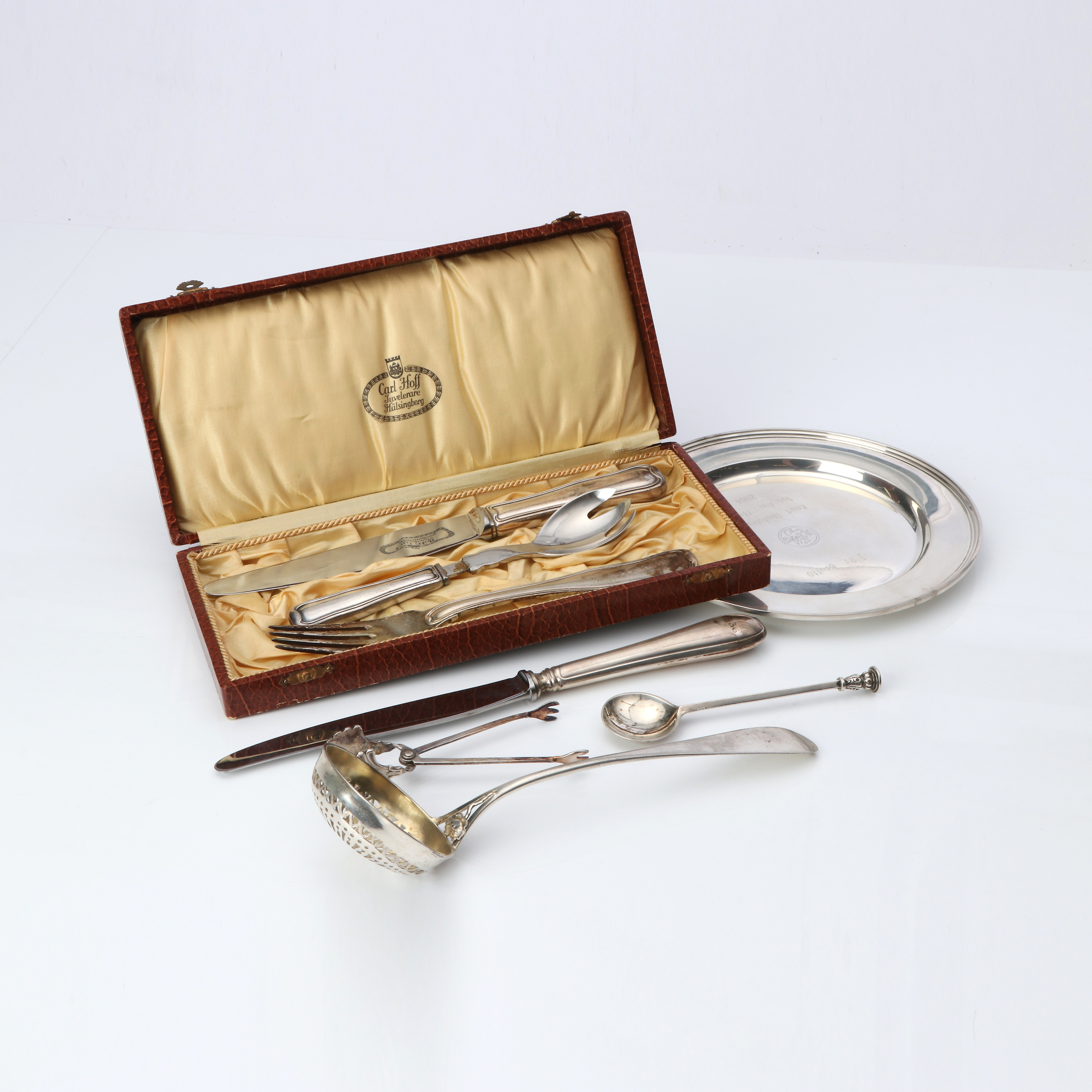 PARTI SILVER, ÅTTA DELAR. Vikt exklusive delar med fyllda skaft ca 310 gram.