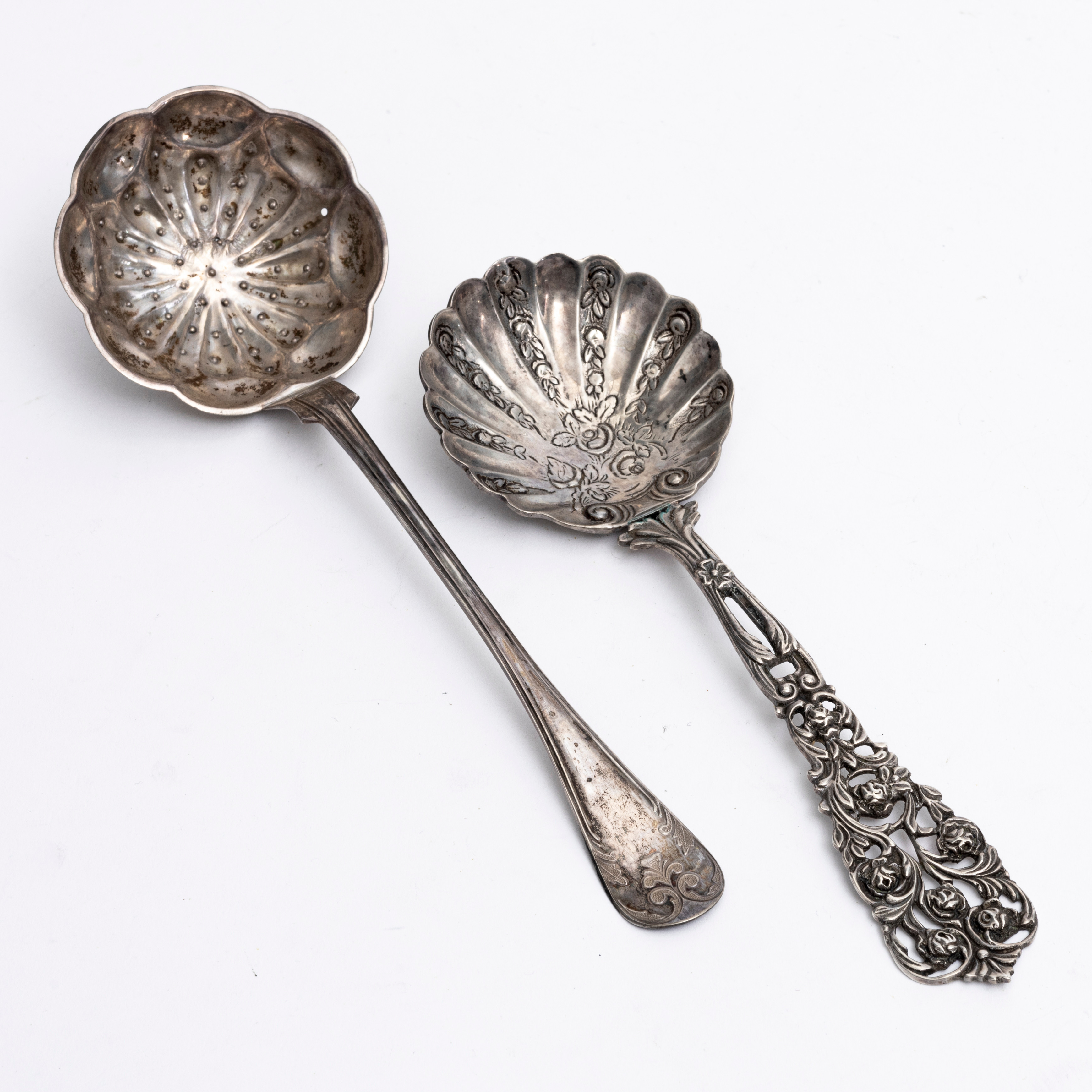 SKEDAR, 2 st, silver, GEWE, Malmö, 1952 resp Johan Gustaf Henzell, Kalmar, 1900.