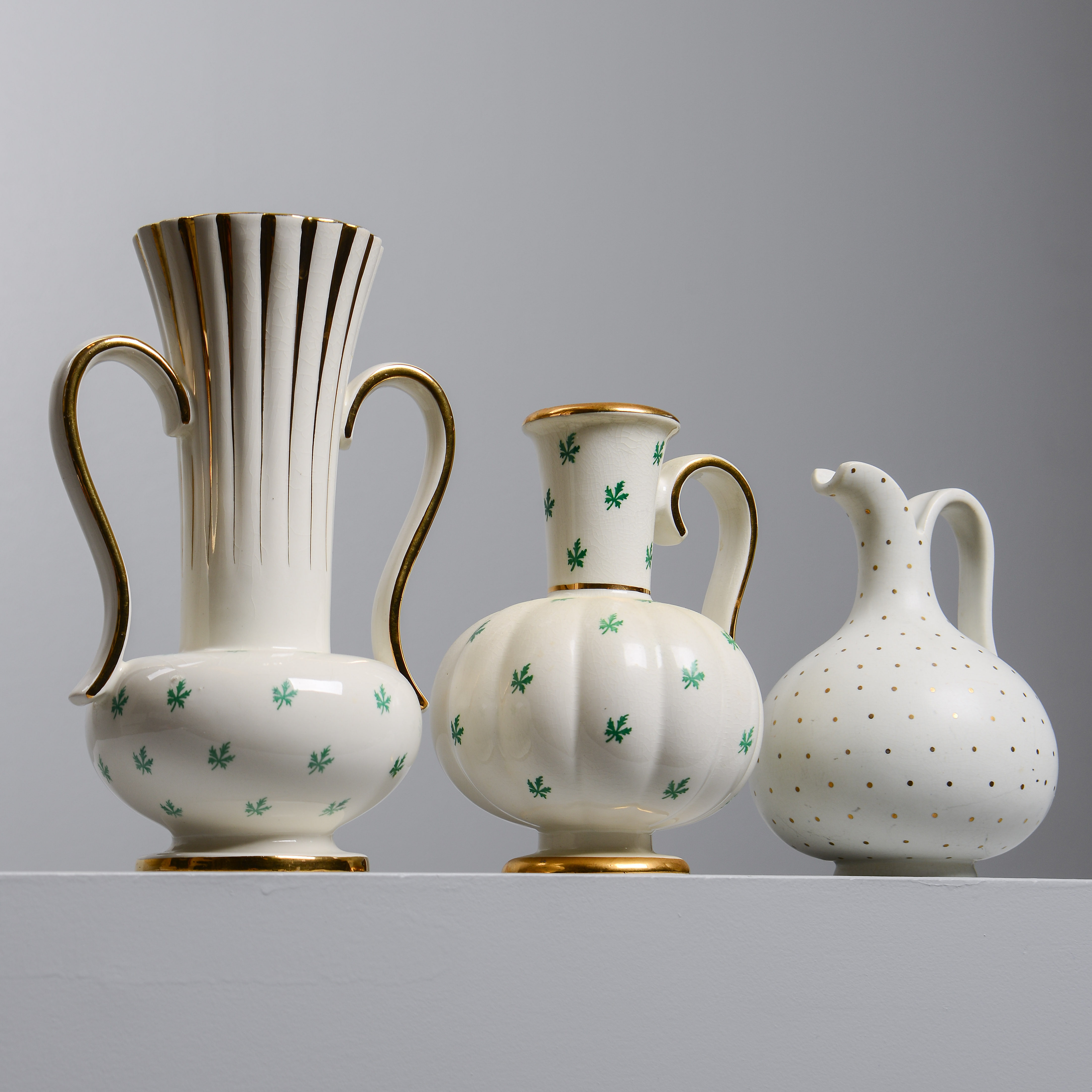 ARTHUR PERCY. Vaser, 3 st, bl. a. "Menuett", Gefle/Upsala-Ekeby, 1948-57.