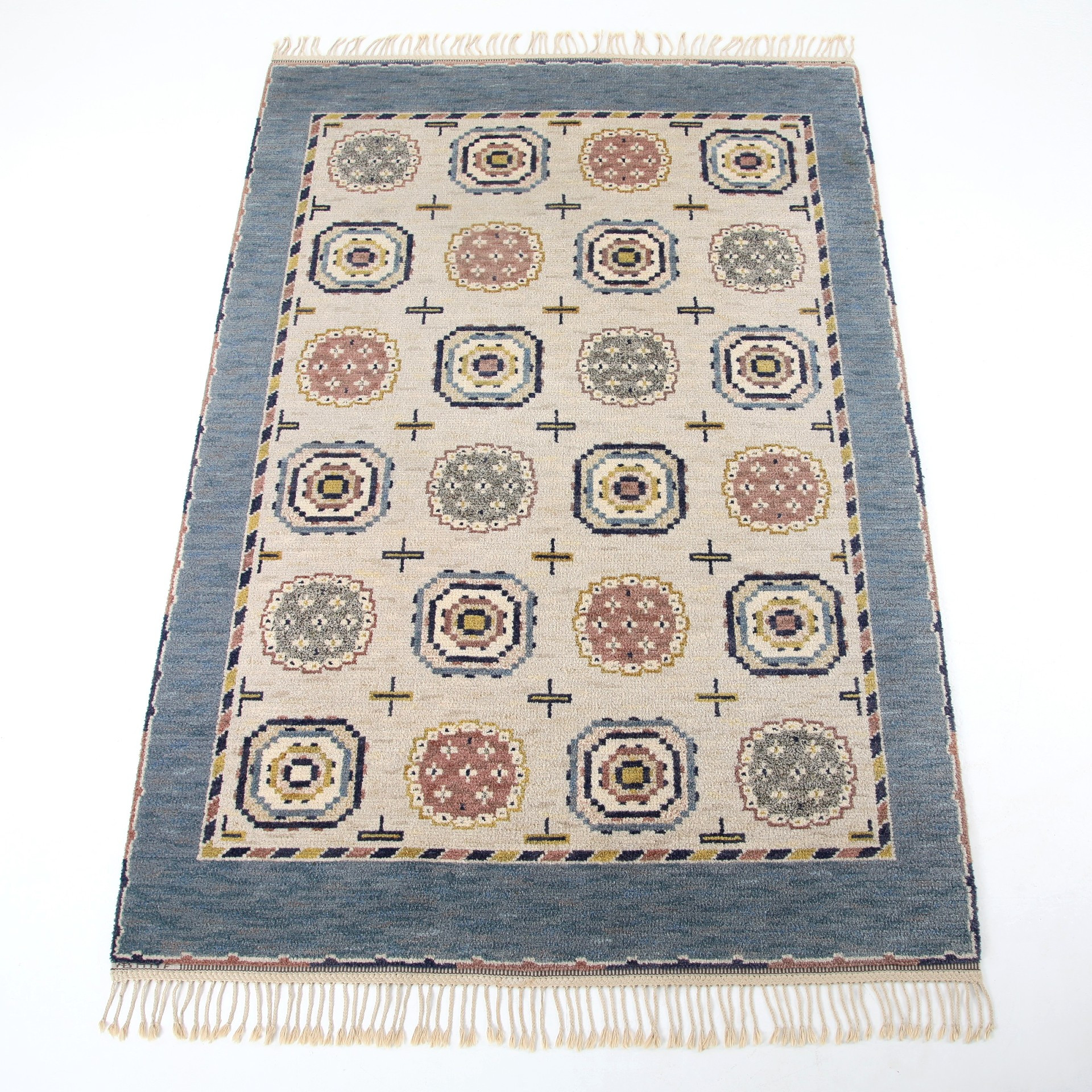 MÄRTA MÅÅS-FJETTERSTRÖM. 1873-1941. Matta "Blåringen", 257 x 175 cm, signerad ABMMF, flossa, 1950/60-tal.