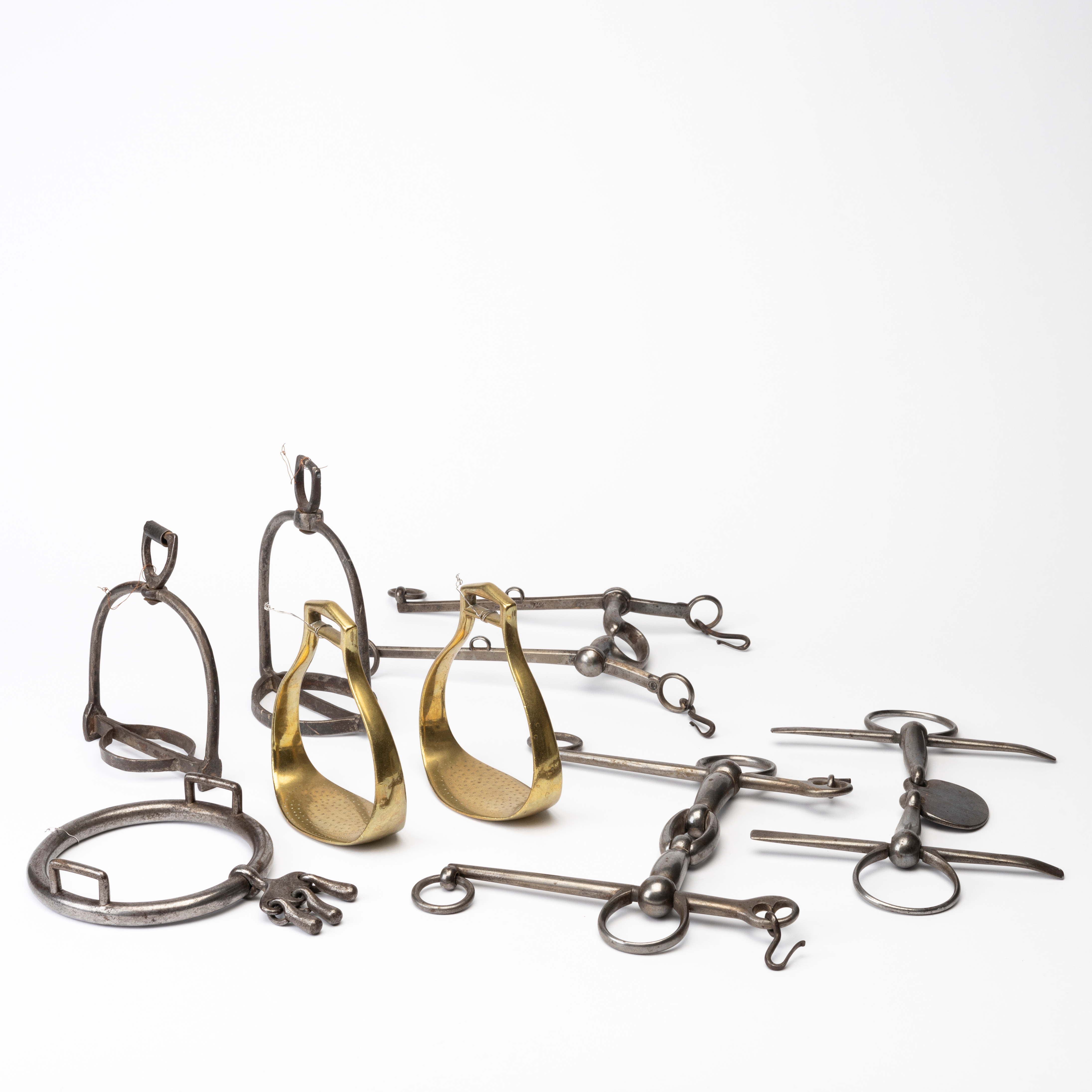 STYGBYGLAR och BETSEL, 9 delar, 1700/1800/1900-tal.