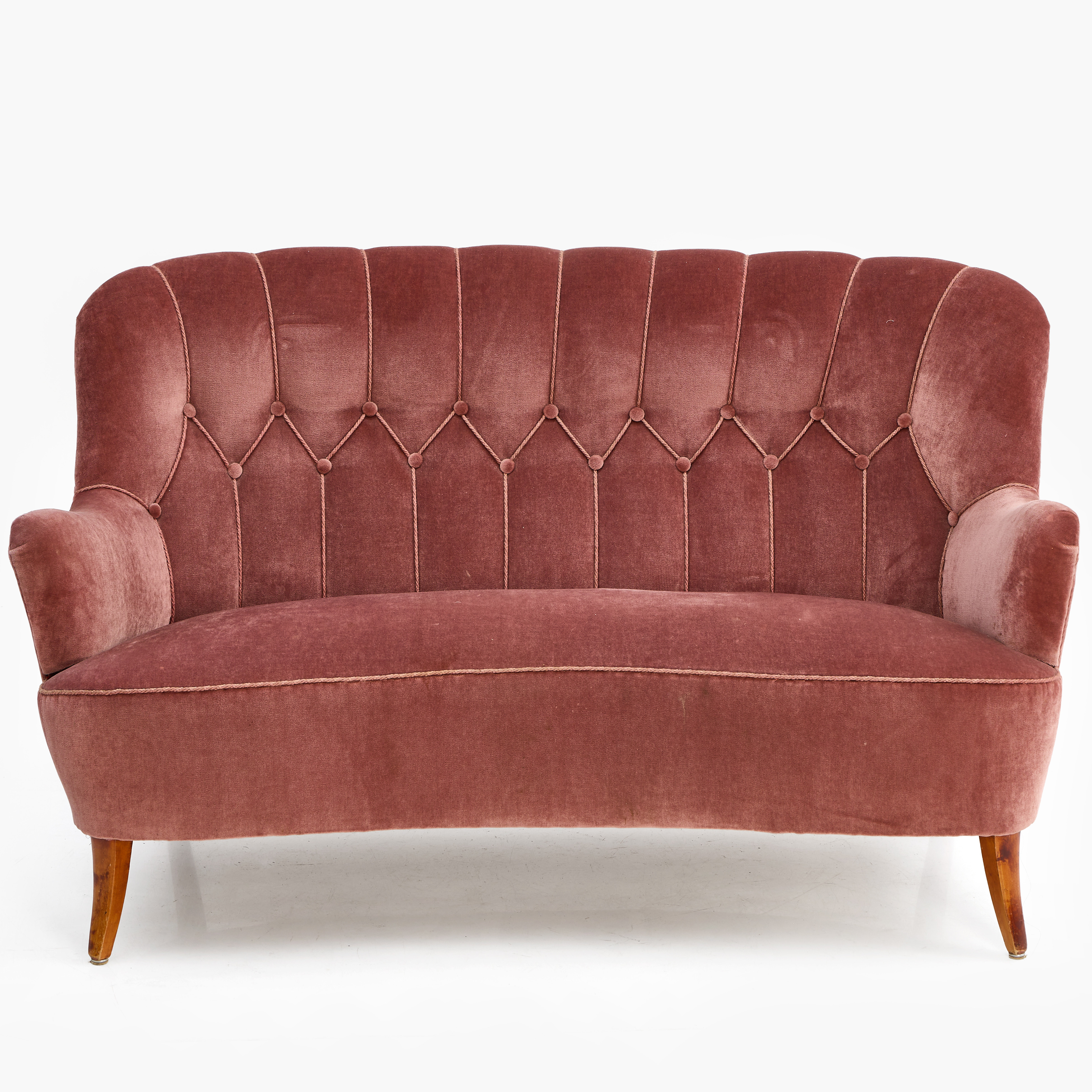 SOFFA, 1900-talets mitt, 2-sits, rosa plyschklädsel med djuphäftade knappar i rygg, betsade ben i trä.