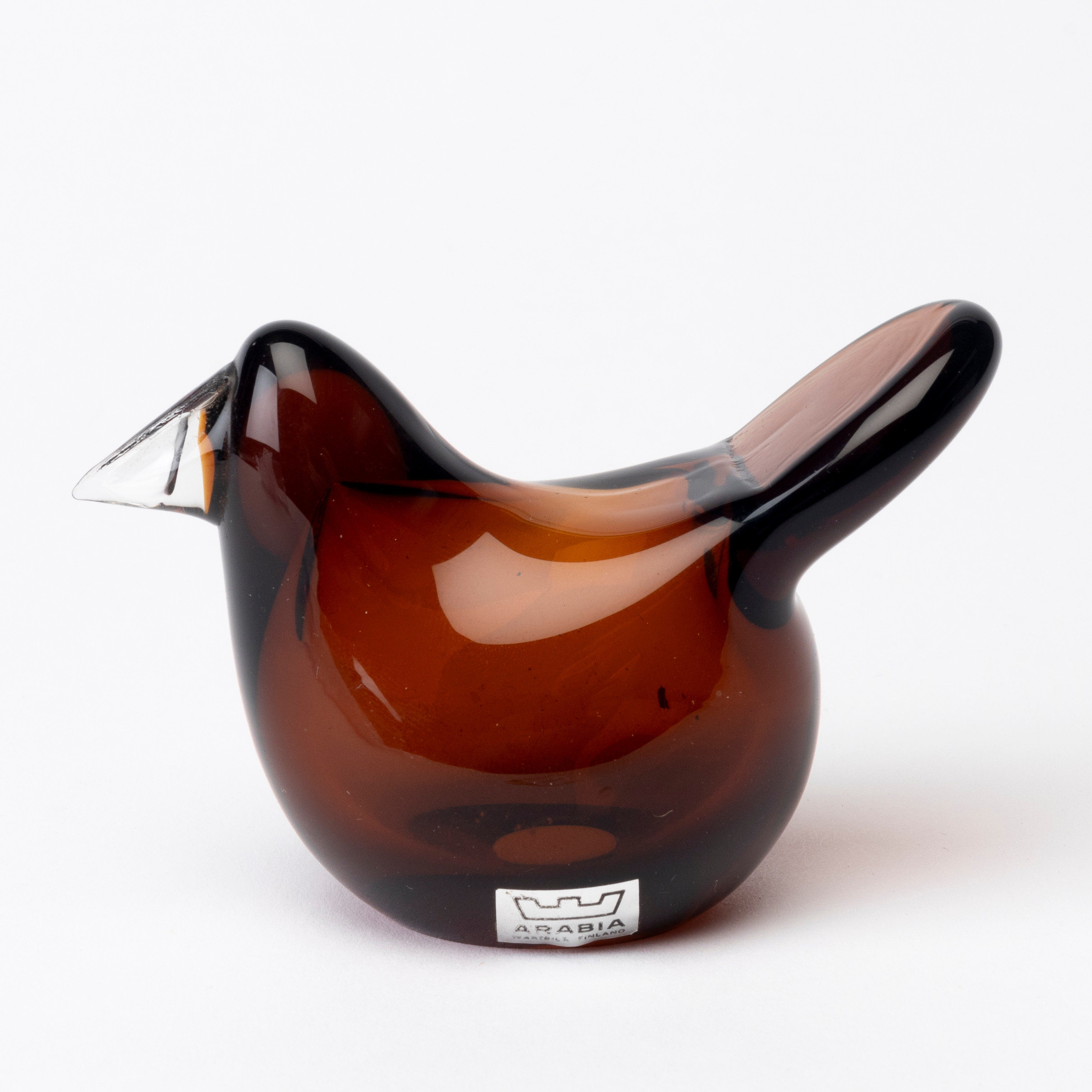 OIVA TOIKKA. Figurin, glas, fågel, "Sieppo", signerad, etikettmärkt, Nuutajärvi, Notsjö, Finland.