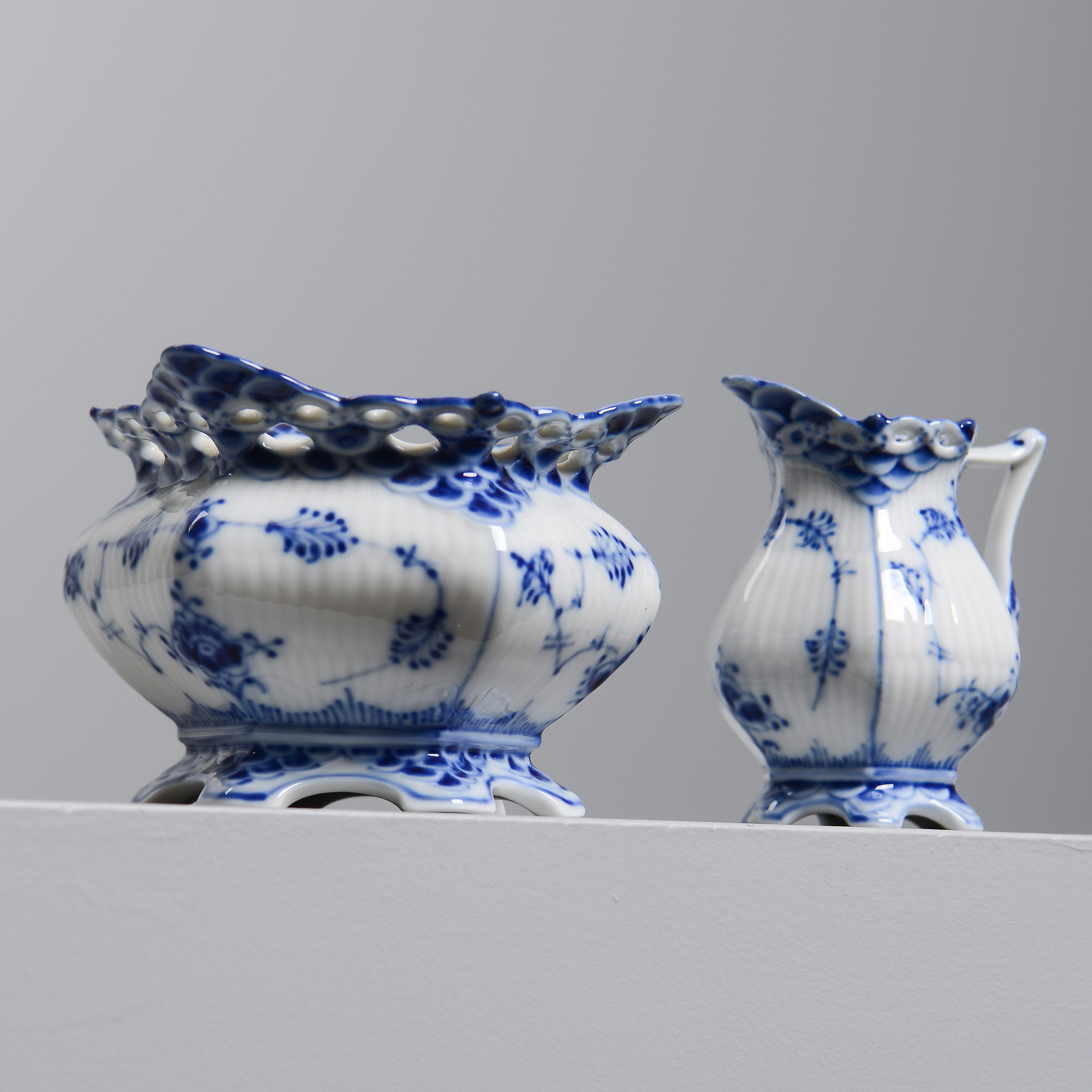 MUSSELMALET, gräddsnipa & sockerskål, helblond, Royal Copenhagen, Danmark.