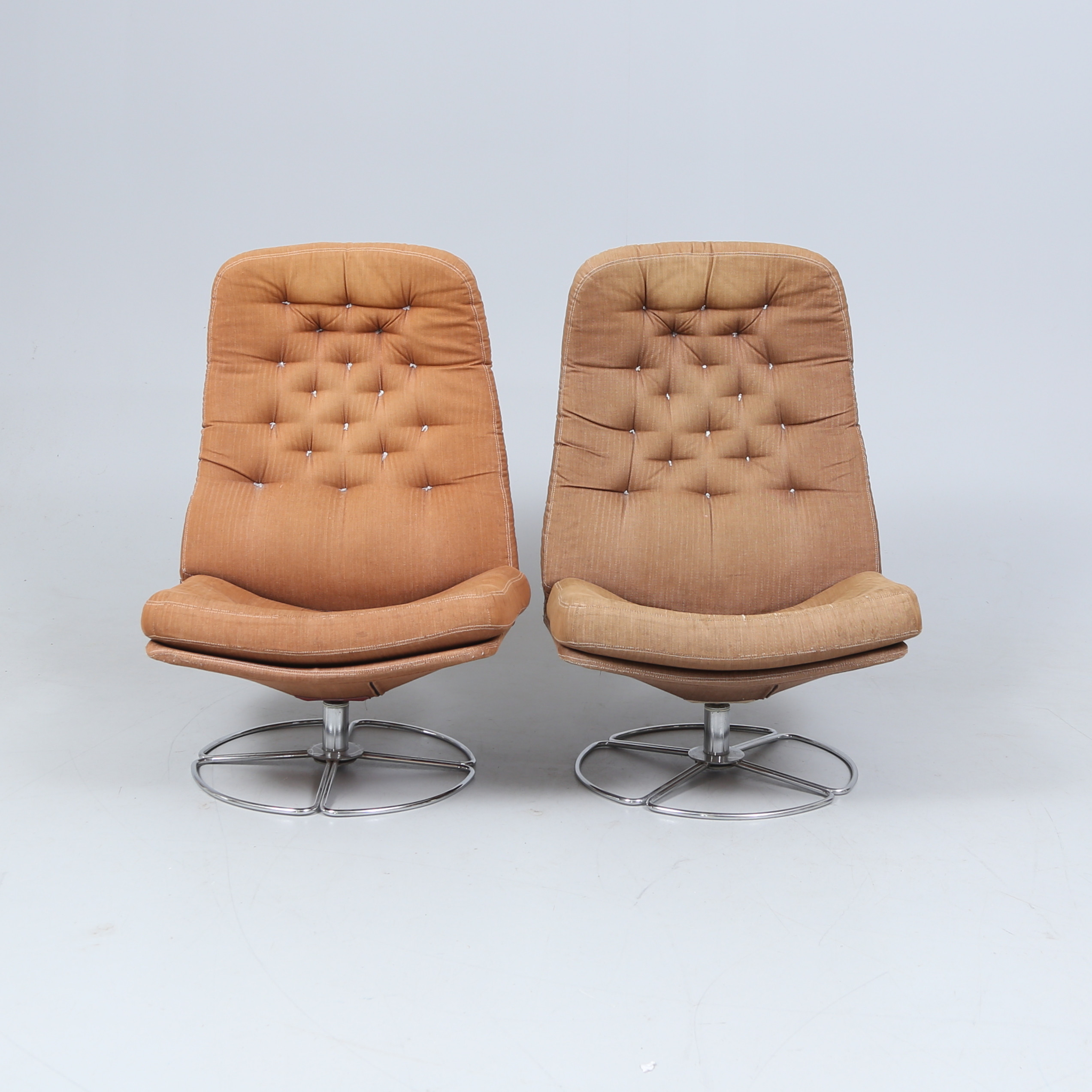 GILLIS LUNDGREN. snurrfåtöljer, 2 st, "Mila", Ikea, 1970-tal.