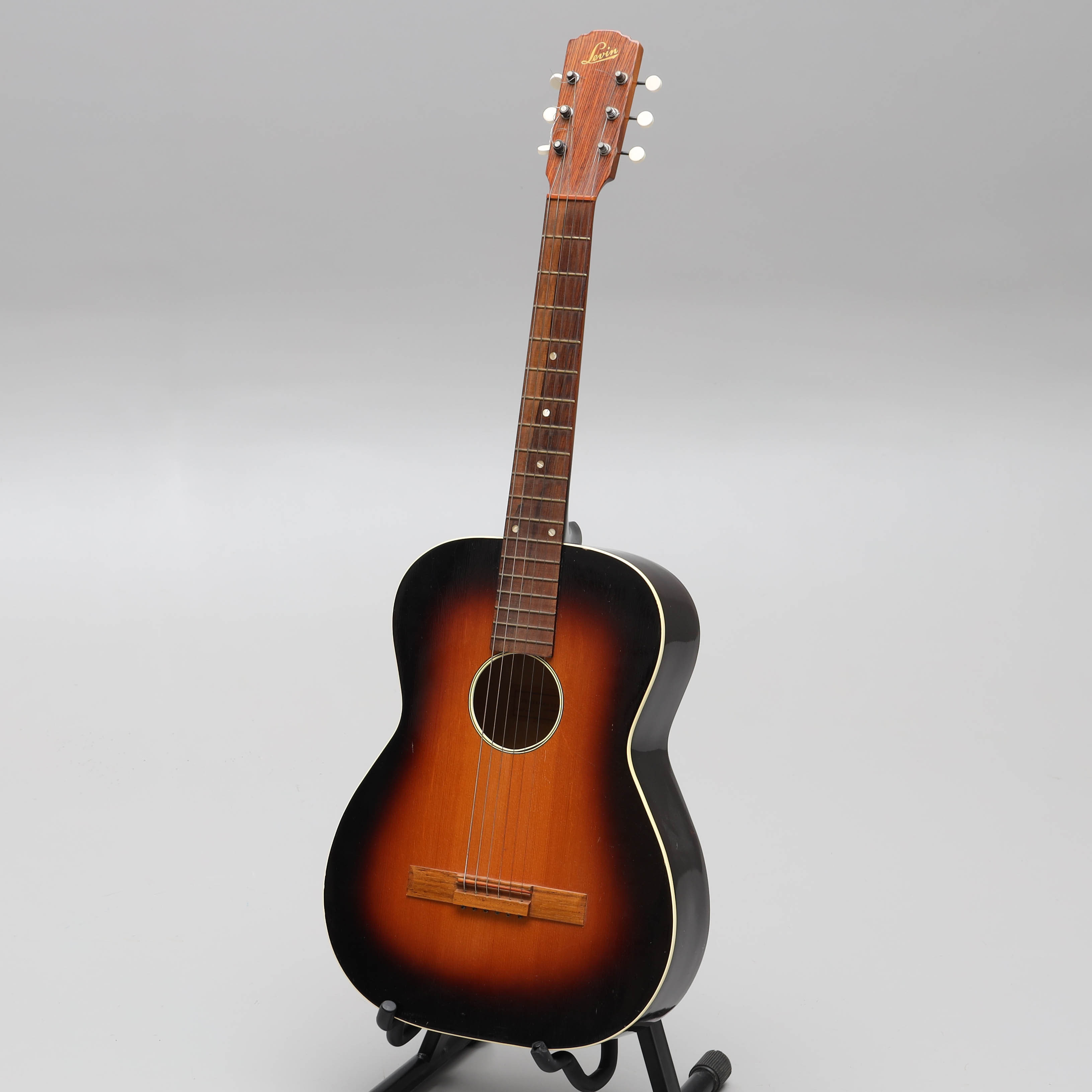 AKUSTISK GITARR, modell nr 123, Herman Carlsson Levin, Göteborg, 1958.