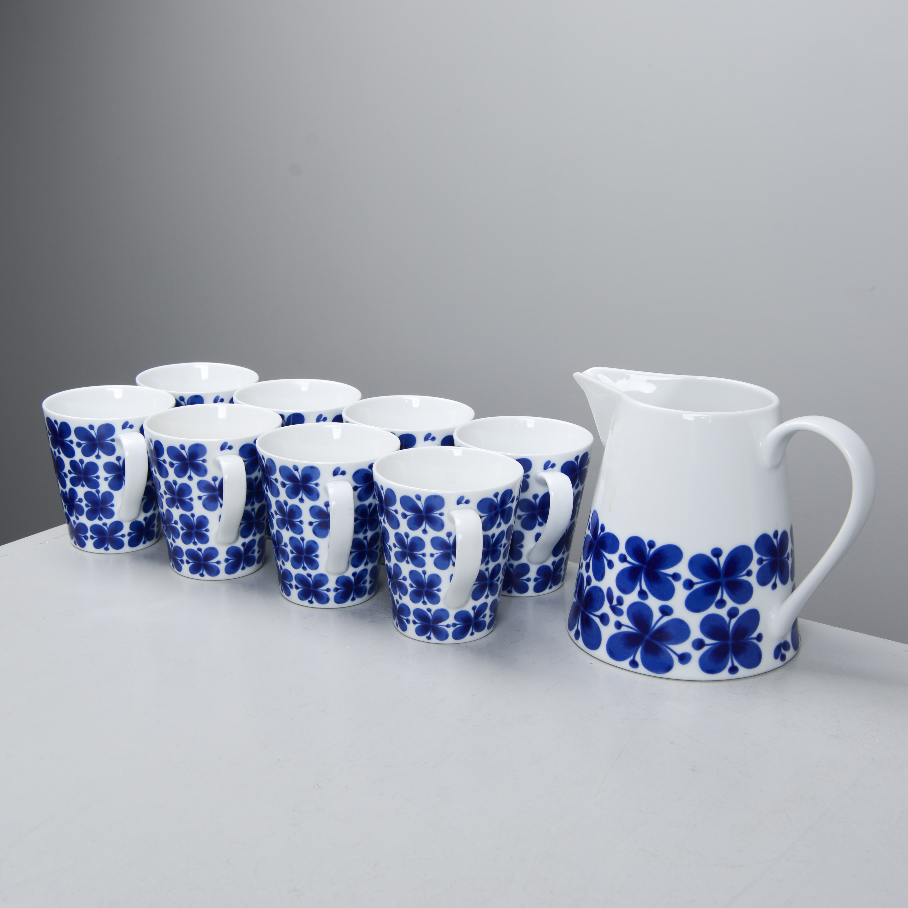 MARIANNE WESTMAN. "Mon Amie", kaffekoppar & kanna, 9 delar, Rörstrand.