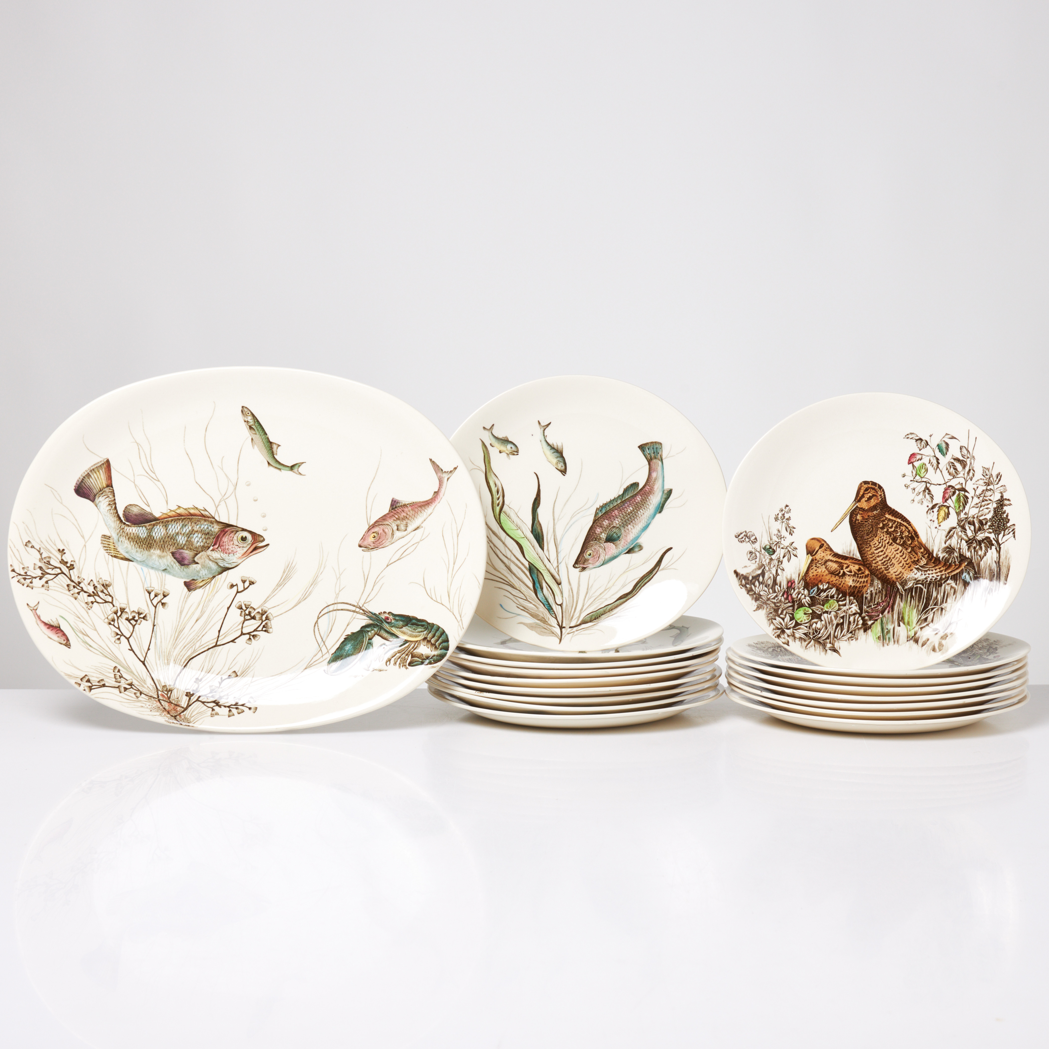 JOHNSONS BROS. servisdelar, "Fish" samt "Game Birds", 10+8 dlr, porslin, tallrikar och uppläggningsfat.