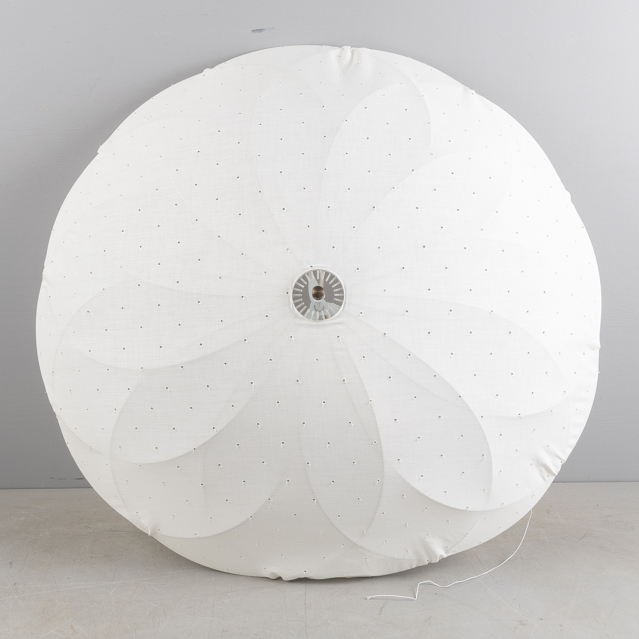 TORE AHLSÈN, takplafond, modell "Pia".