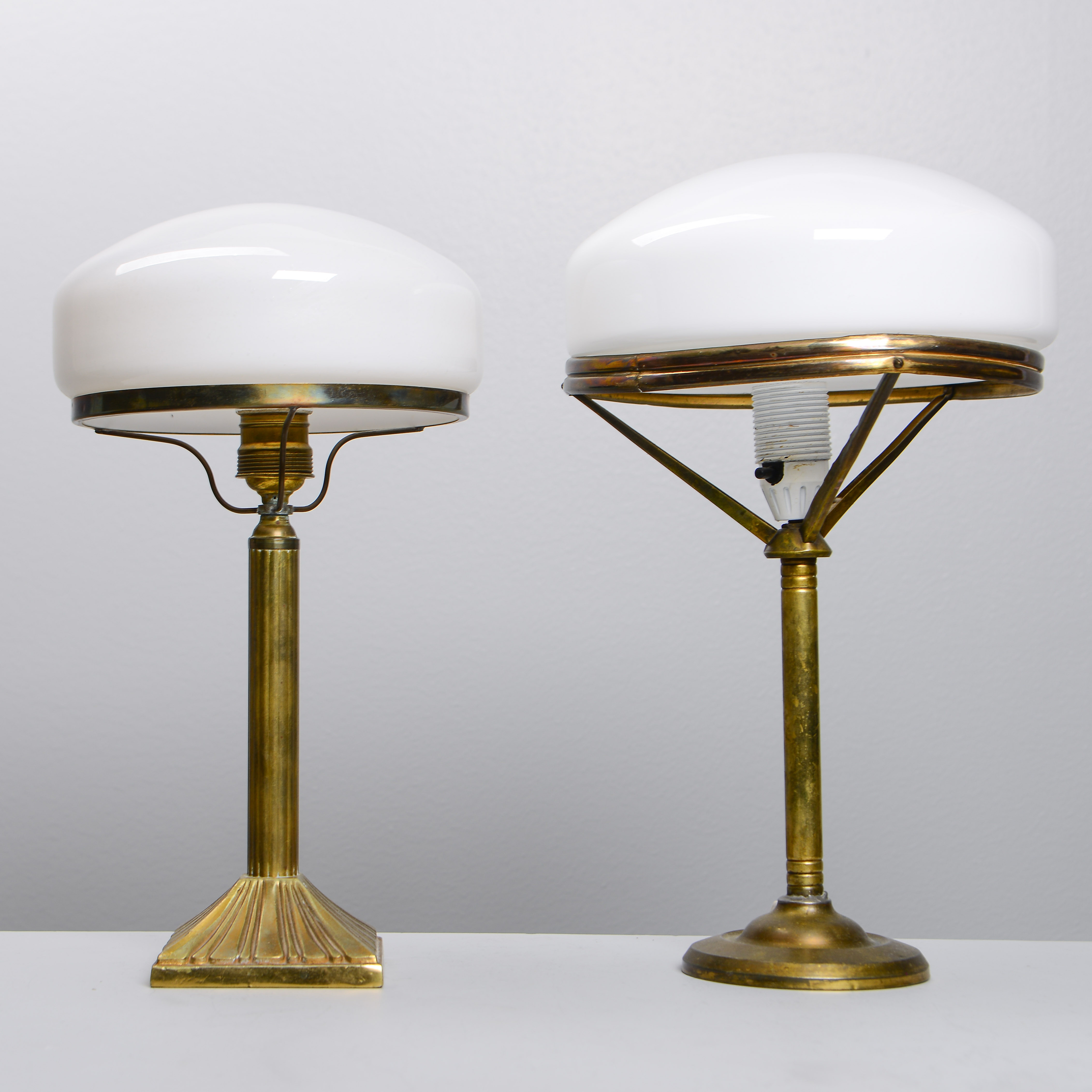 STRINDBERGSLAMPA, 2 st, mässing, 1900-talets andra del.