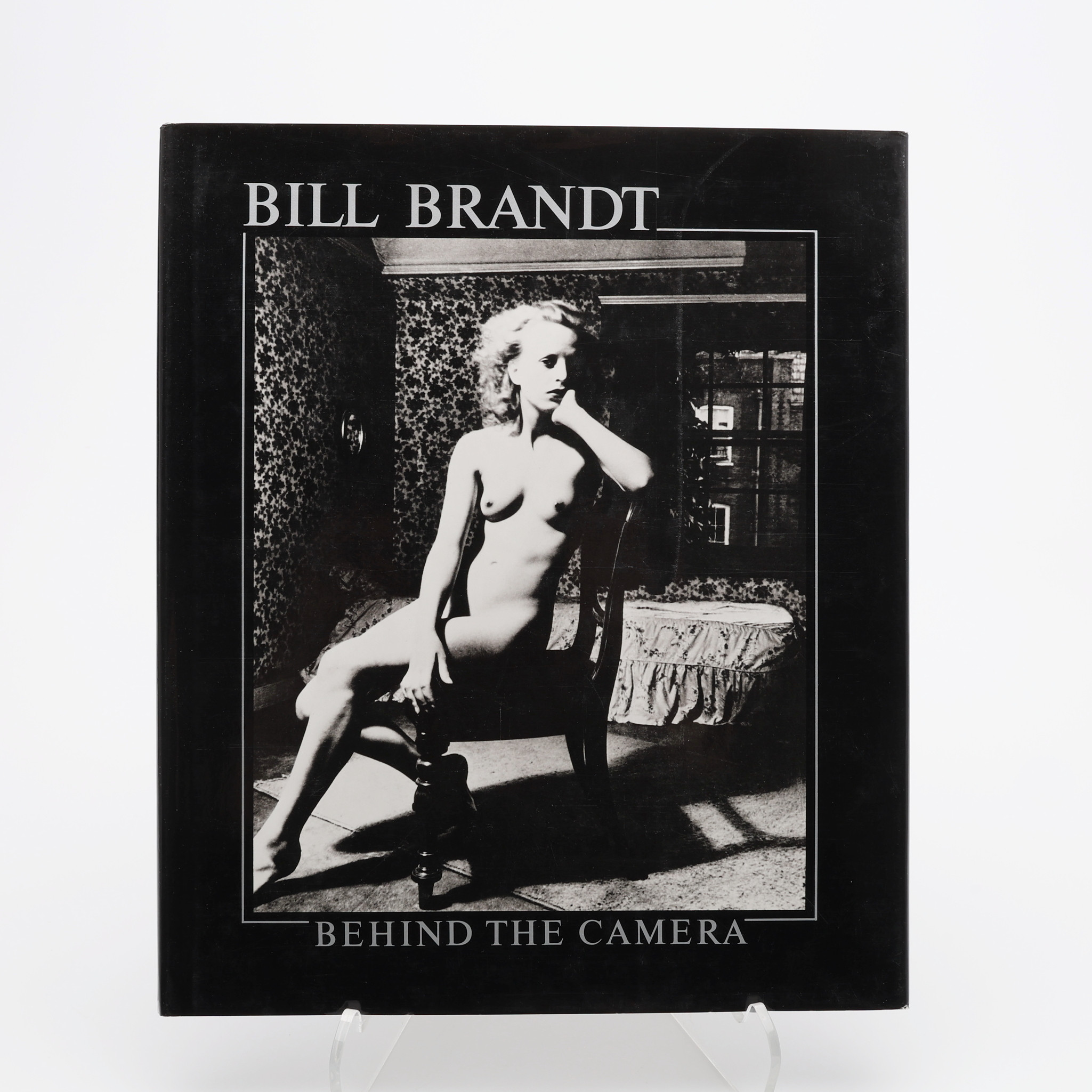 FOTO. DEN ENGELSKE FOTOGRAFEN BILL BRANDTS BEHIND THE CAMERA 1928-1983 - UTGIVEN POSTUMT 1985 INFÖR EN UTSTÄLLNING PÅ PHILADELPHIA ART MUSEUM.