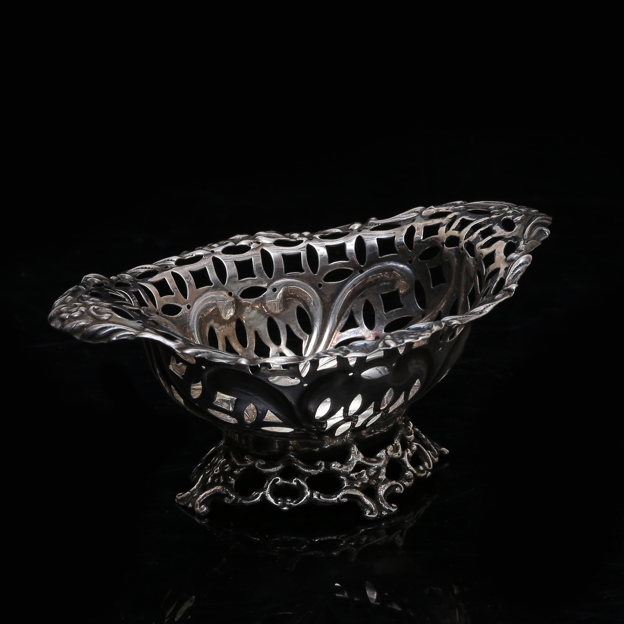 JOHN & WILLIAM DEAKIN, GALLERSKÅL I SILVER, 1894 ENGLAND.