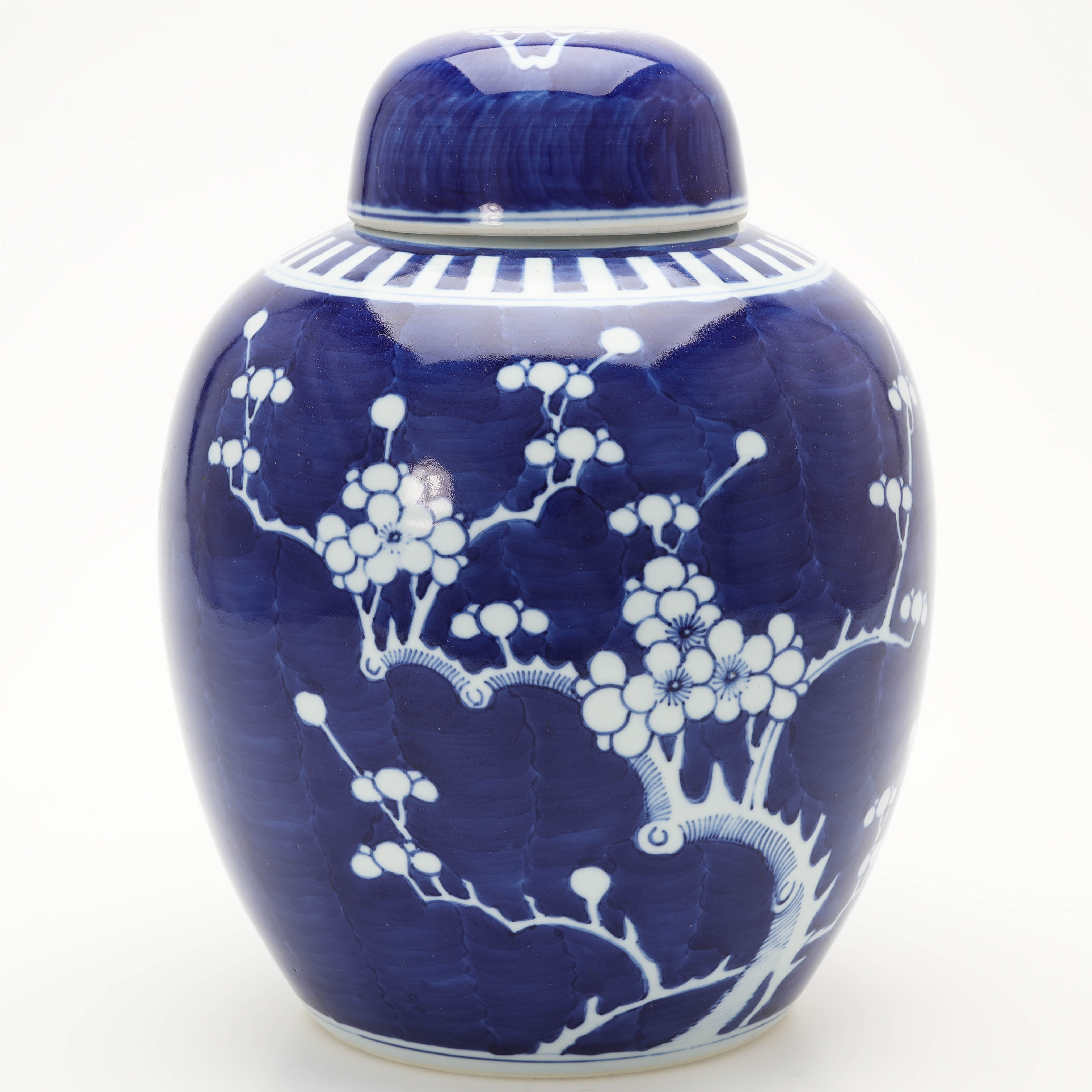 BOJAN MED LOCK, dekor av Prunius, Kina, 1900-tal.