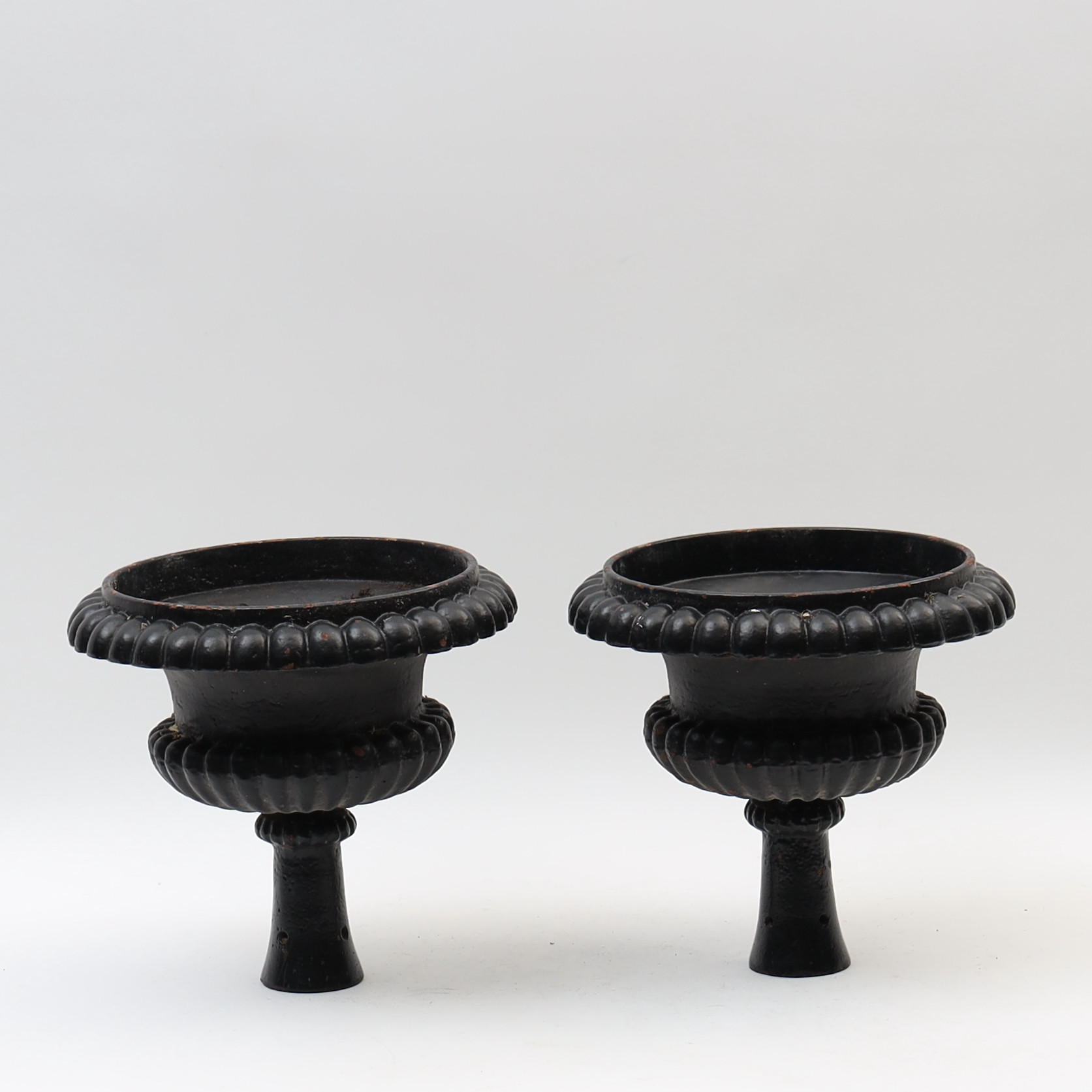 STOLPURNOR ETT PAR, Gjutjärn, 1900-tal.