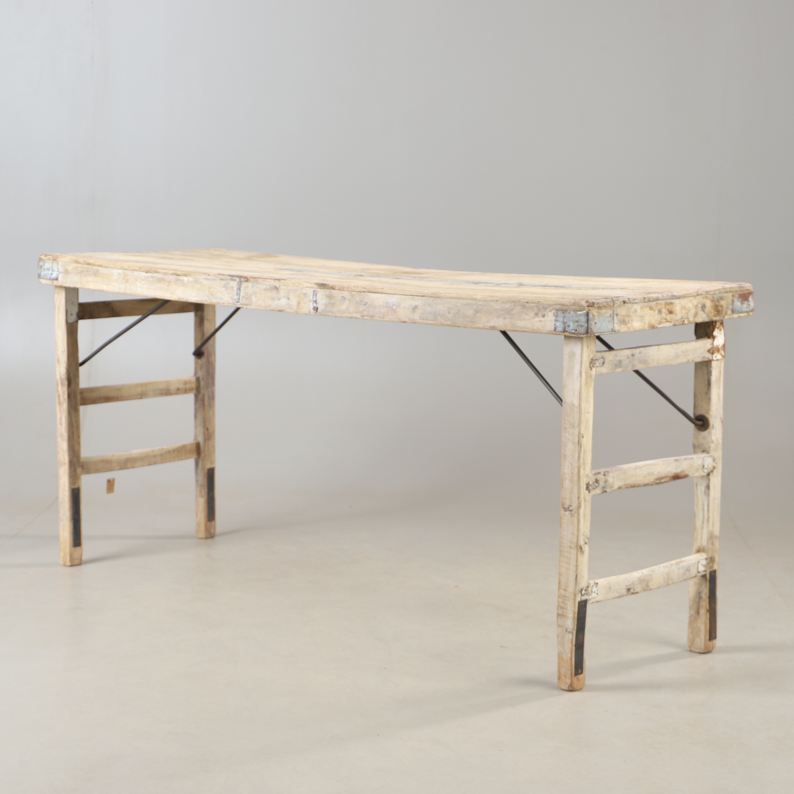 FÄLLBORD, trä och metall, Affari of Sweden, Indien.