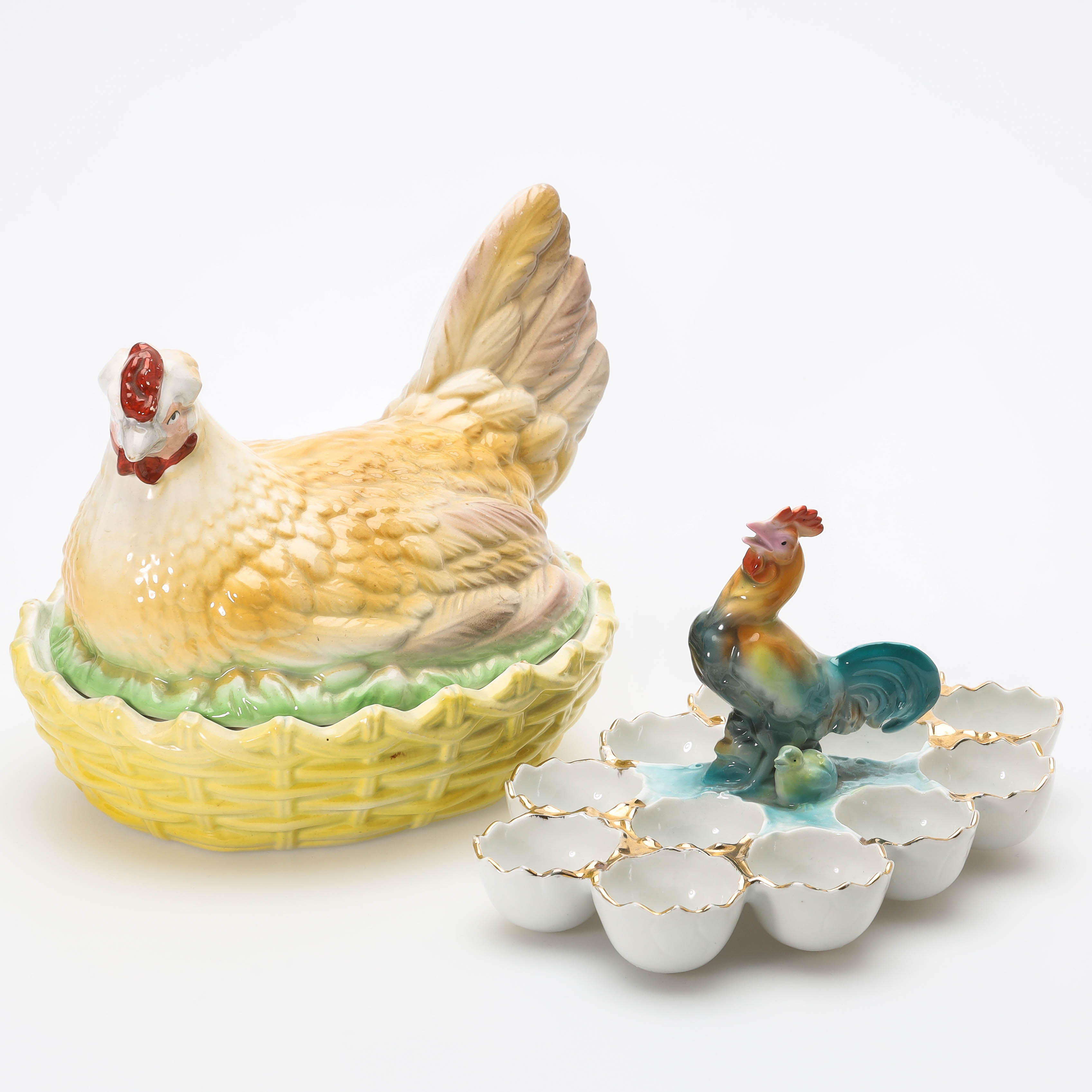 ÄGGHÖNA & ÄGGSKÅL, 2 delar, porslin, 1900-talets första hälft.