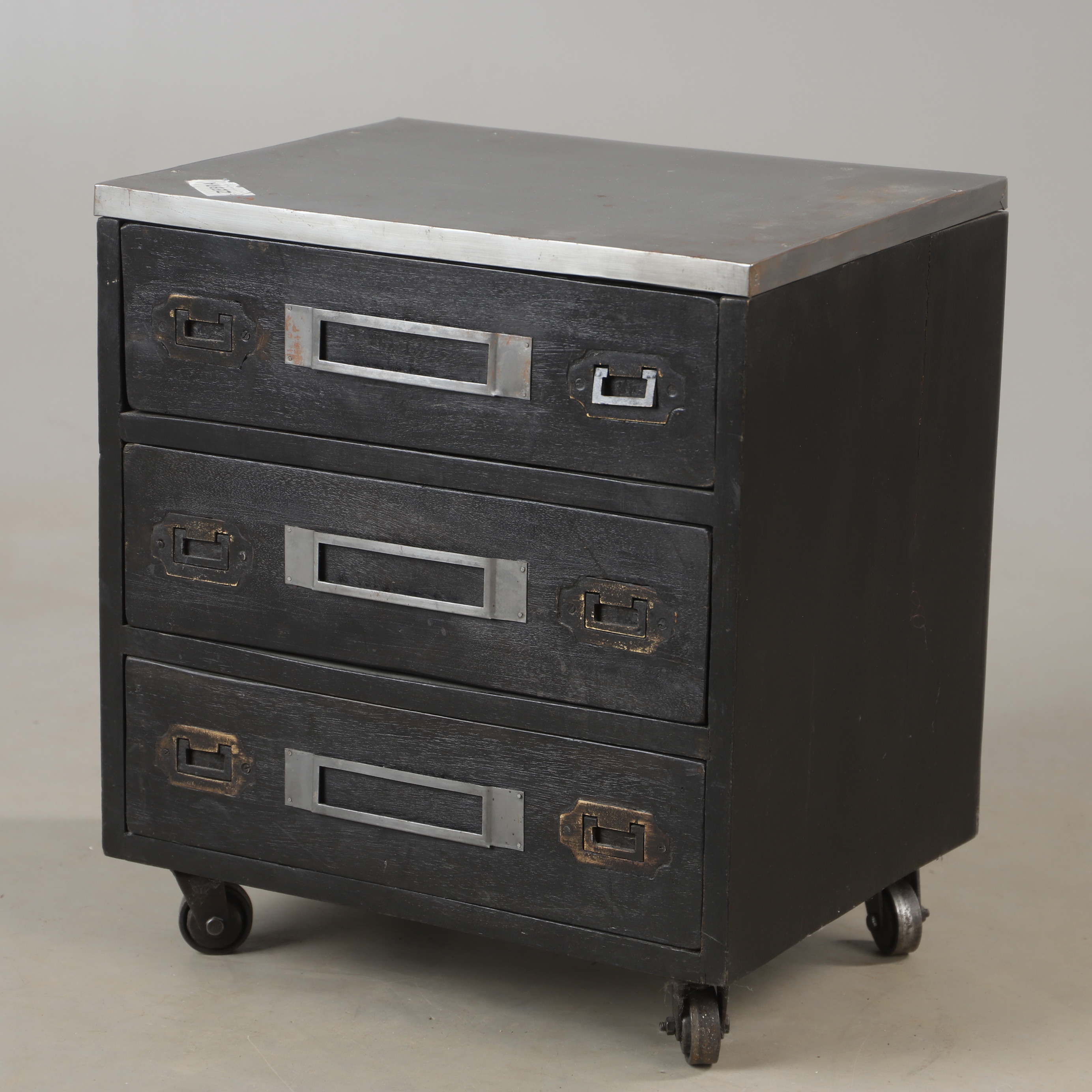 HURTS PÅ HJUL, 3-lådig, House doctor.