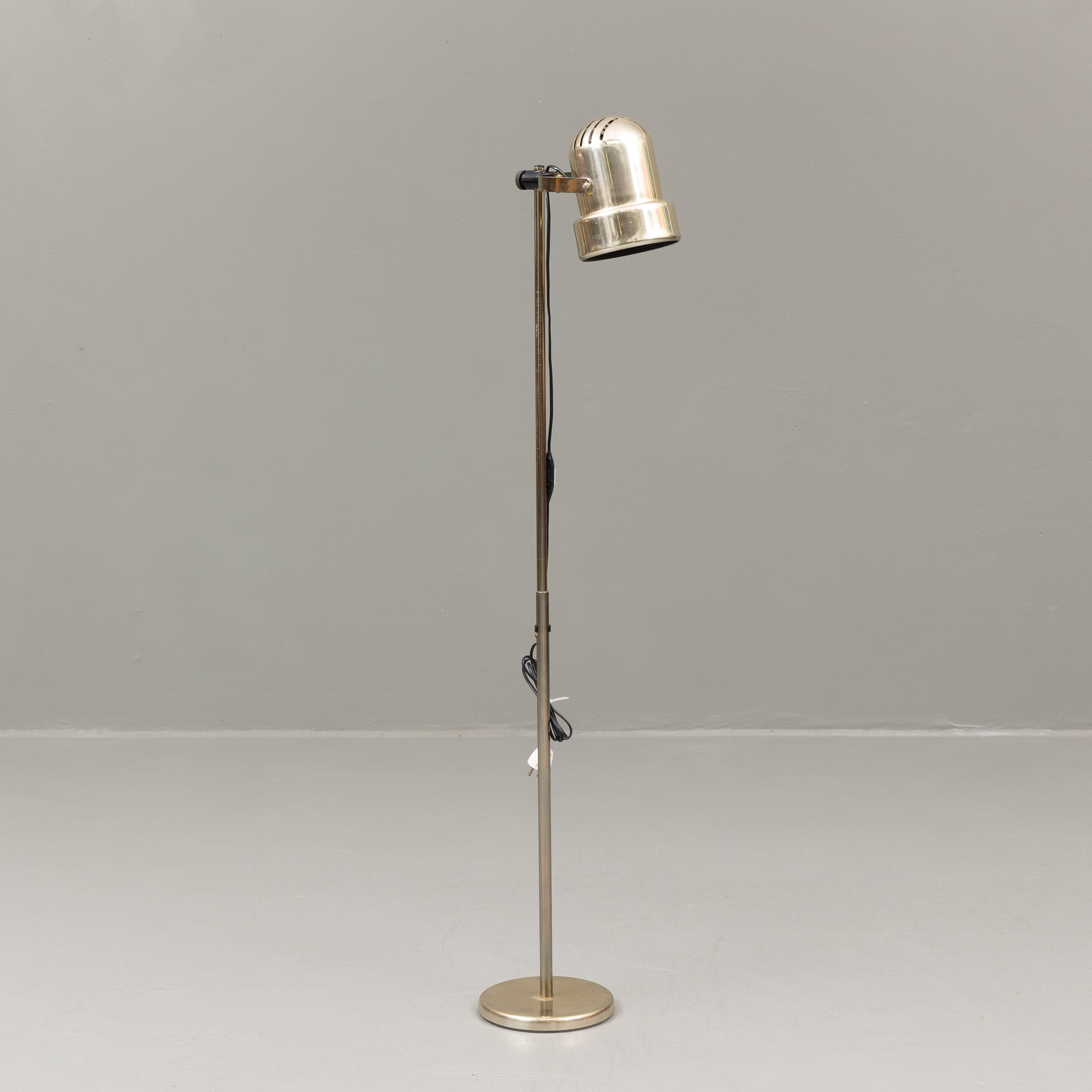 MONICA STRANDÄNG. Golvlampa, Aneta, metall, 1900-talets andra hälft.