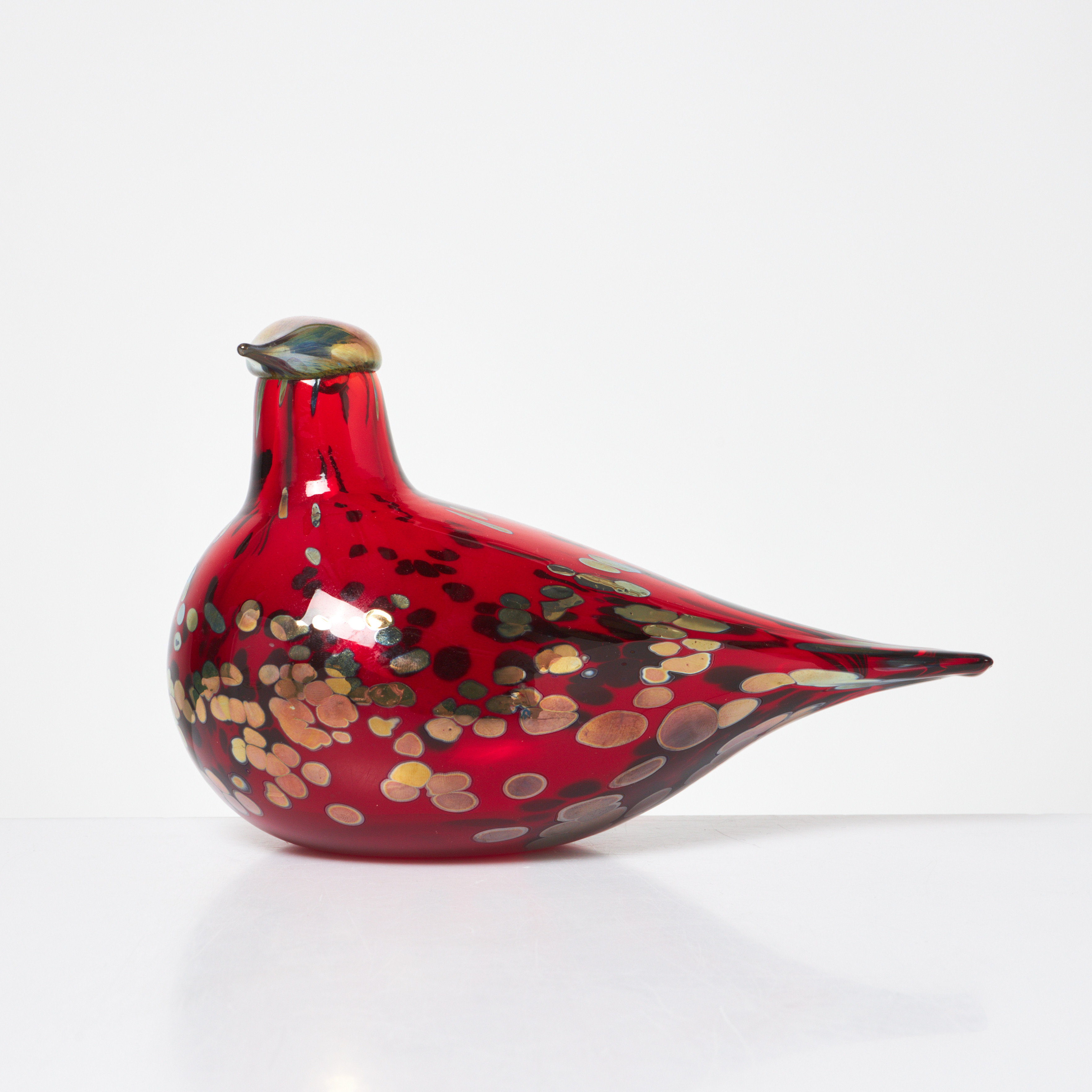 OIVA TOIKKA. Fågel, "Rubiinilintu" (Rubinfågel), Nuutajärvi Notsjö, Finland, 1900-talets andra hälft, Iittala.