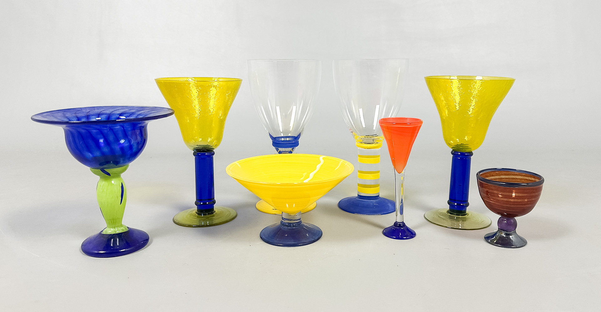 KONSTGLAS, skålar & glas, 8 delar, olika tillverkare.