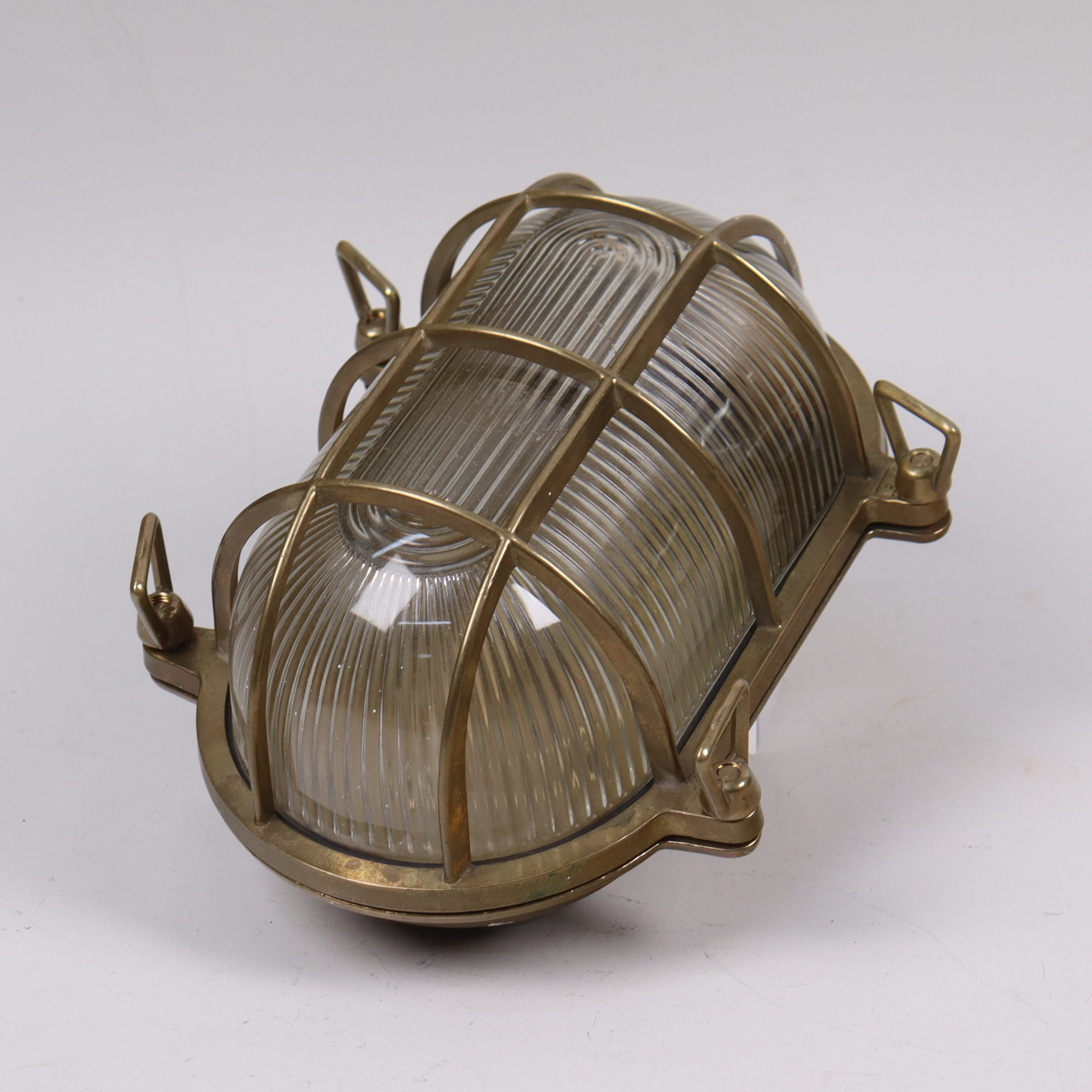 GALLERLAMPA, nautisk modell, mässing och glas, 1900-tal.