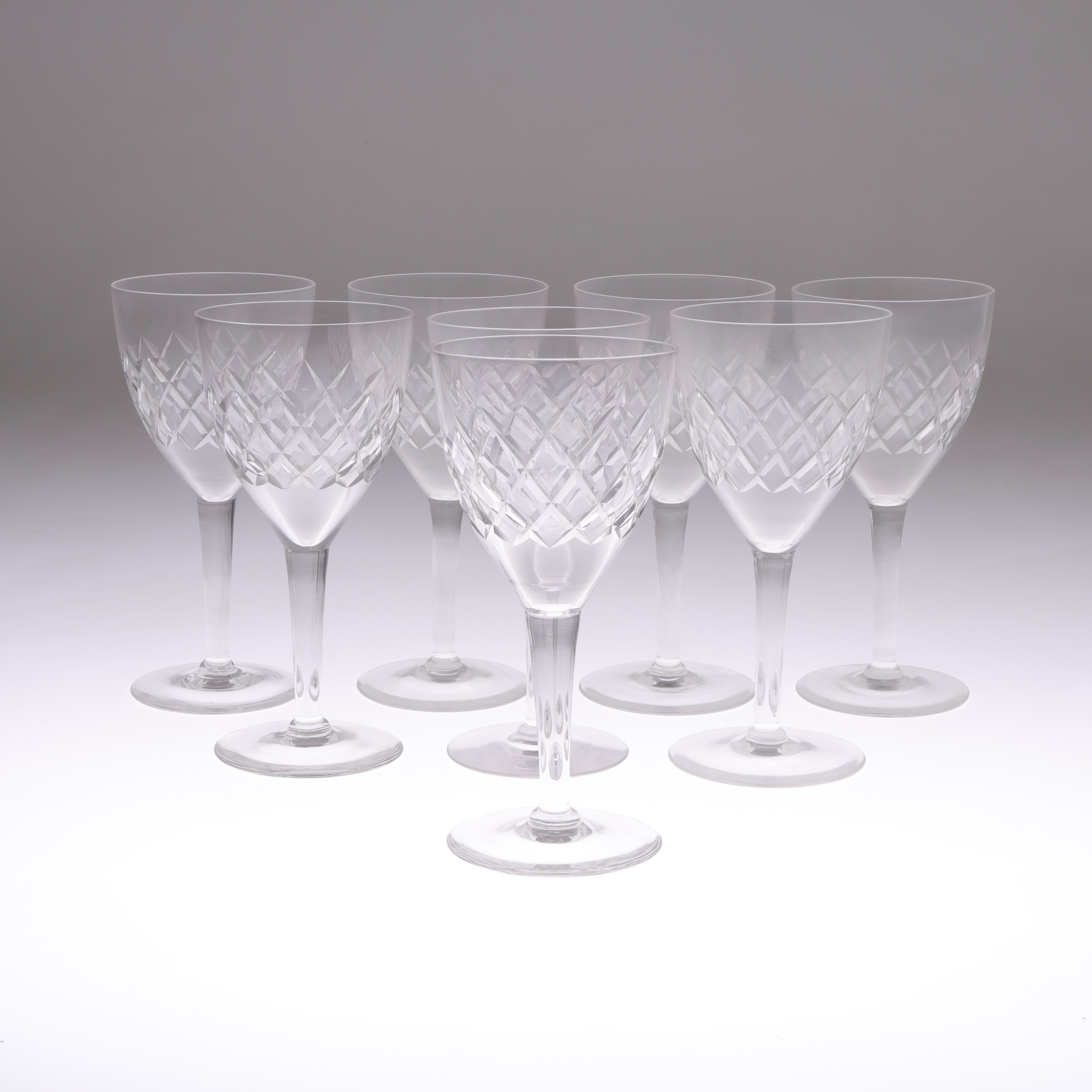 VINGLAS, 8 st, rutslipade, 1900-tal.