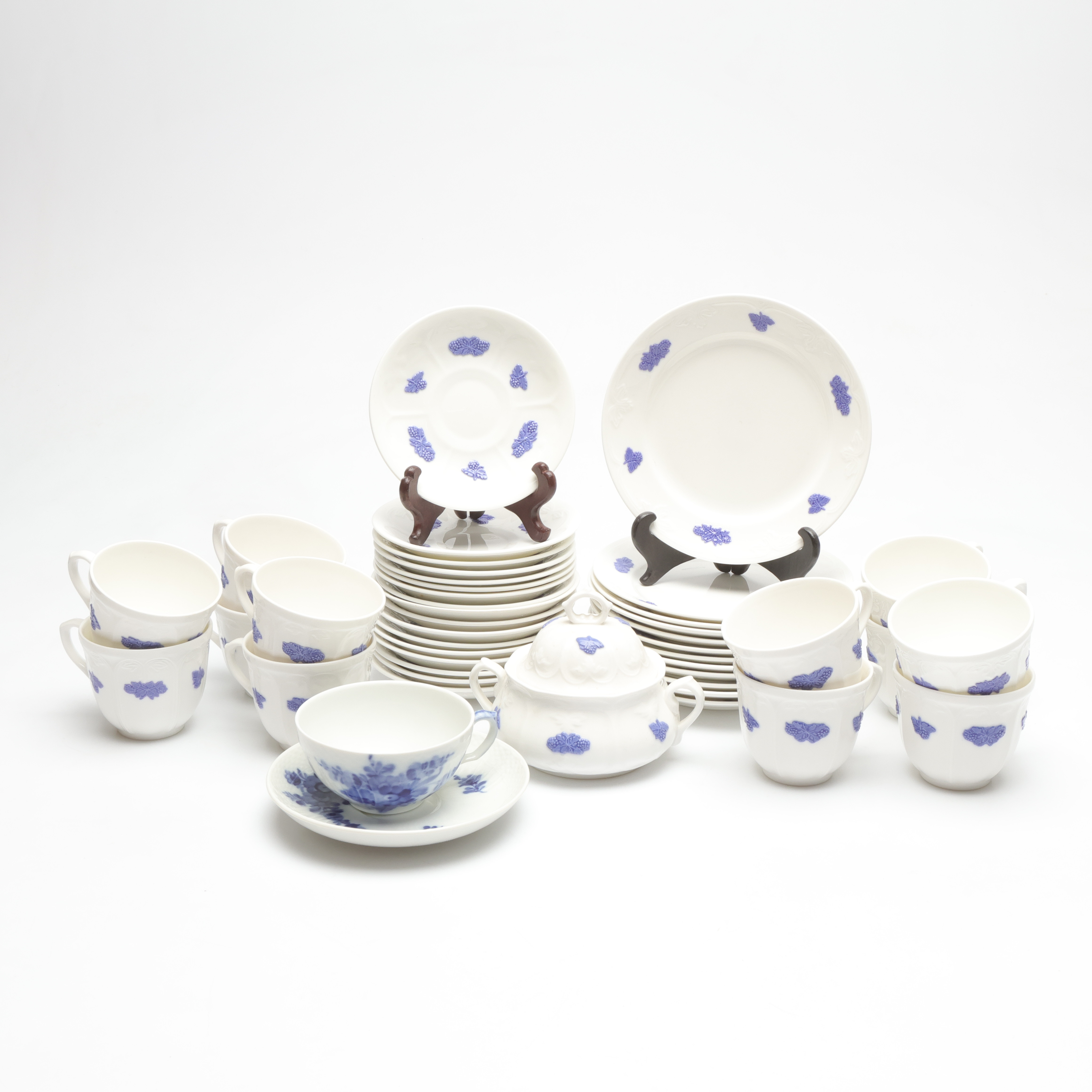 SERVISDELAR, kaffe, porslin, 25 delar, Blå Blom, Gustavsberg/Rörstrand samt ostämplade.