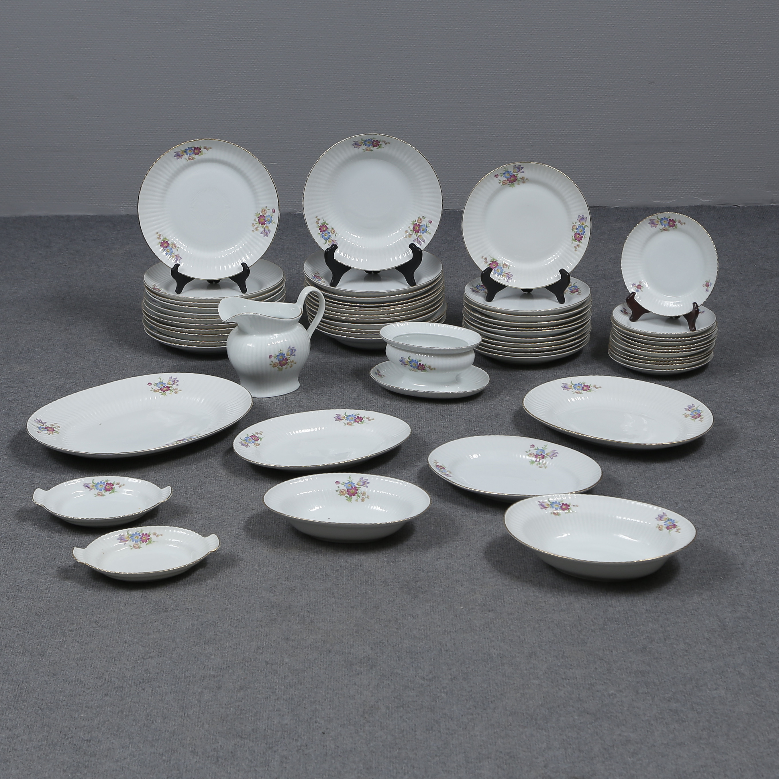 STOR MATSERVIS, (KP) KARLSKRONA PORSLINFABRIK / UPSALA-EKEBY, 55 DELAR.