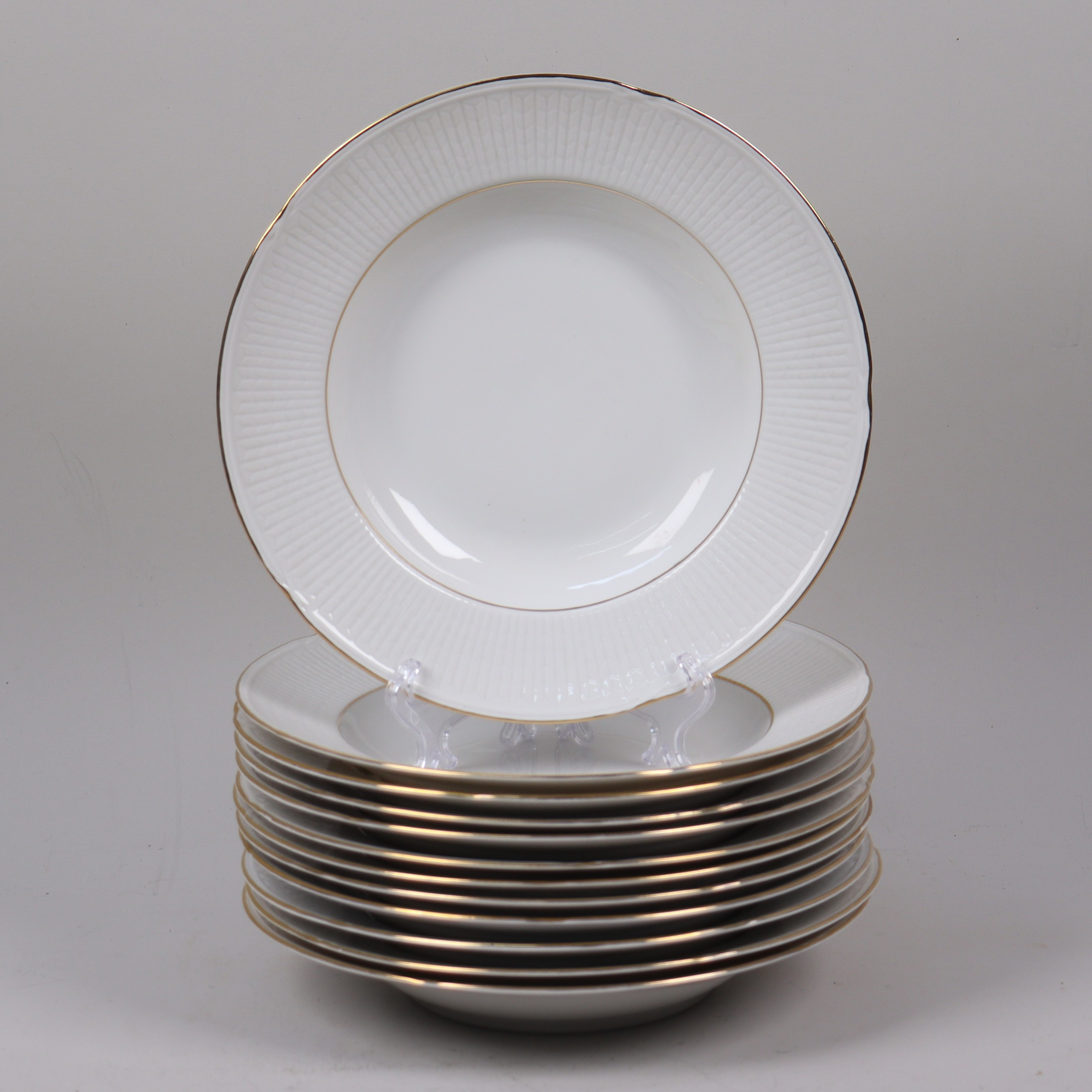 LOUISE ADELBORG. Rörstrand, nationalservisen "Swedish Grace", djupa tallrikar, 12 st.